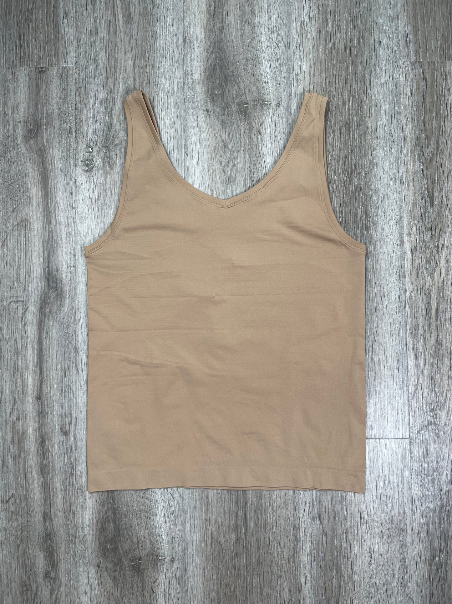 Tan Tank Top White House Black Market, Size Xl