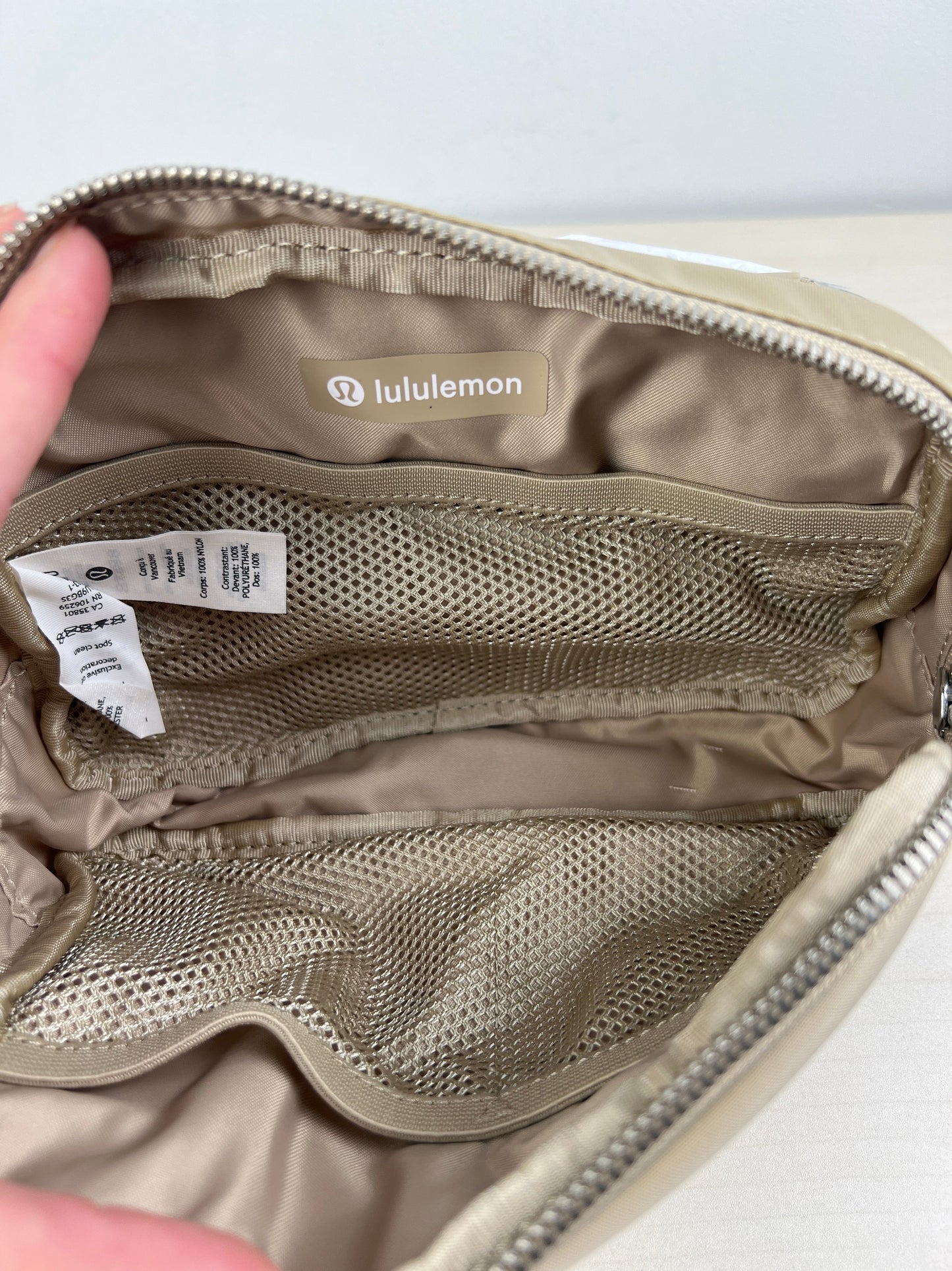 Belt Bag Lululemon, Size Small