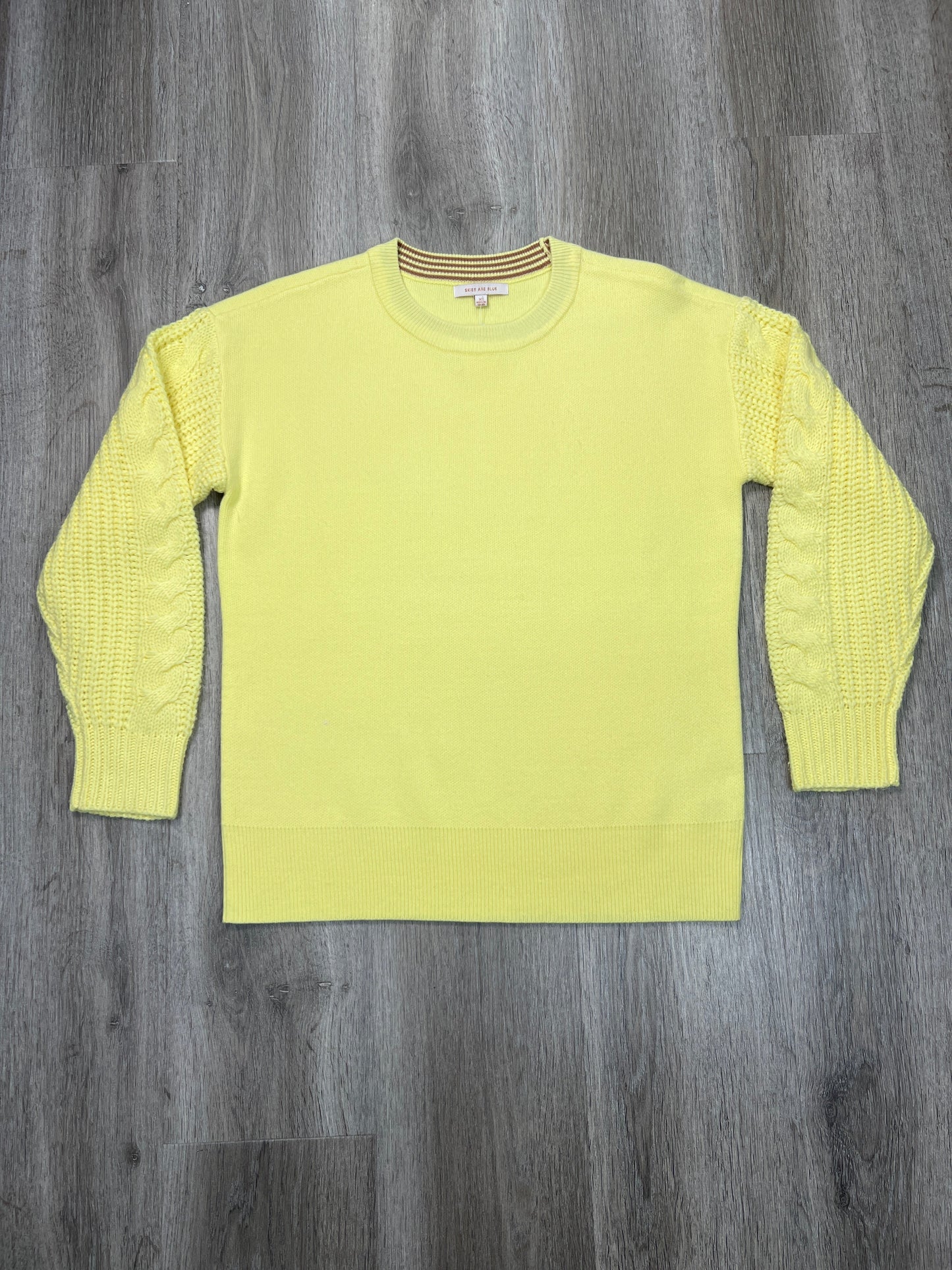 Sweater By Skies Are Blue In Yellow, Size: Xs