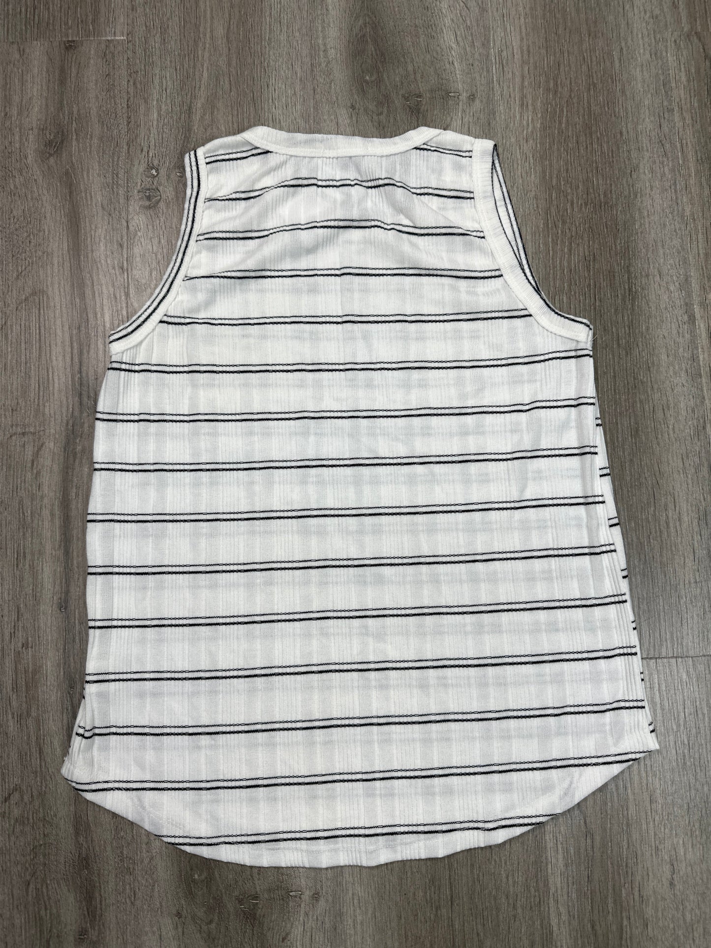 Tank Top By Staccato In White, Size: M