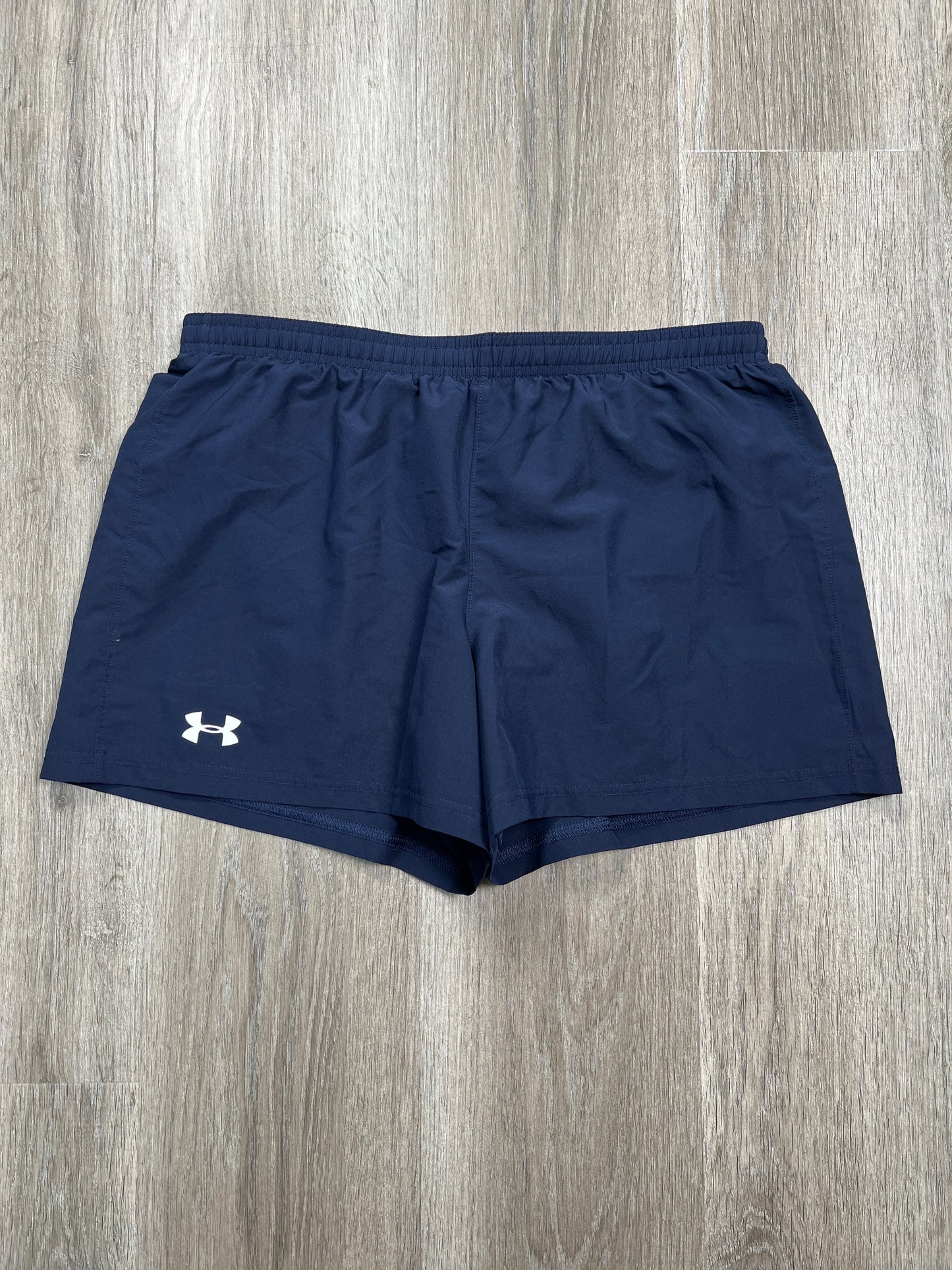 Navy Athletic Shorts Under Armour, Size M