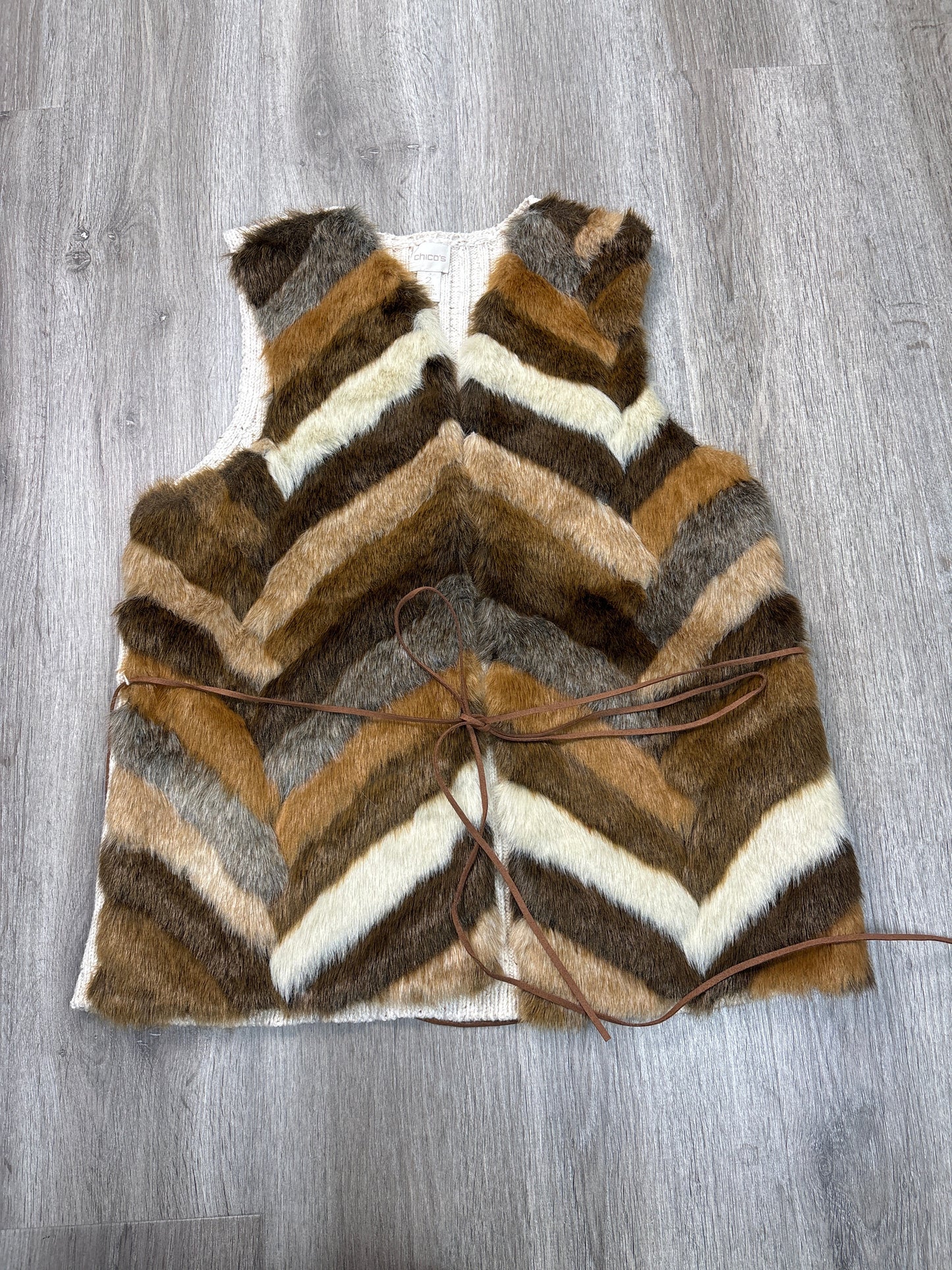 Vest Faux Fur & Sherpa By Chicos In Brown, Size: L