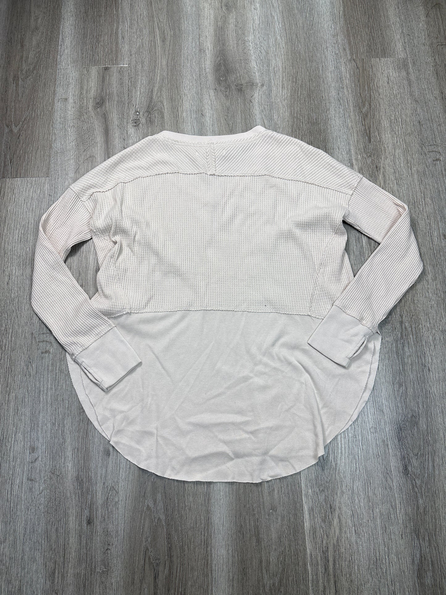 Top Long Sleeve By We The Free In Tan, Size: M