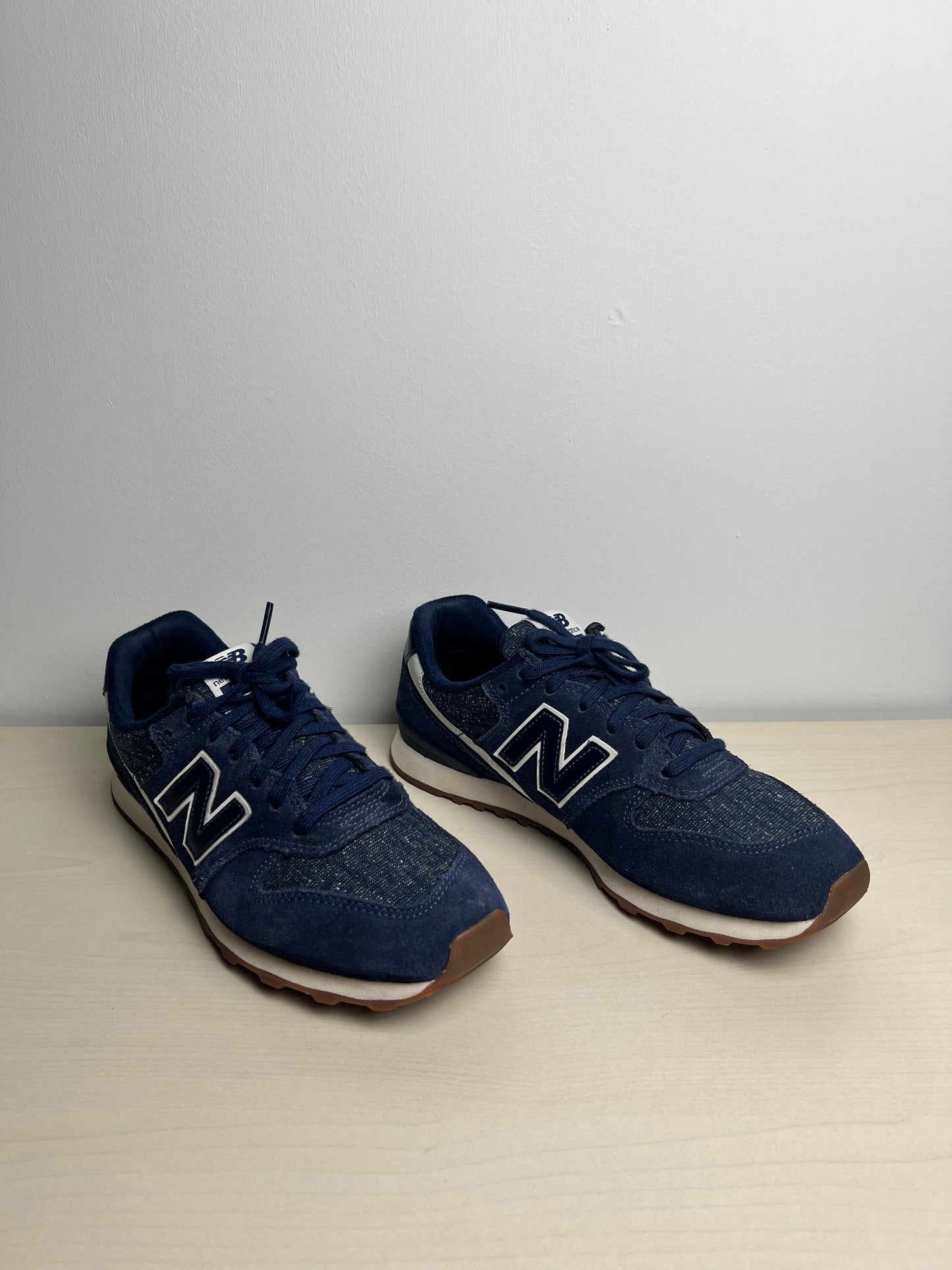 Shoes Sneakers By New Balance In Navy, Size: 8.5