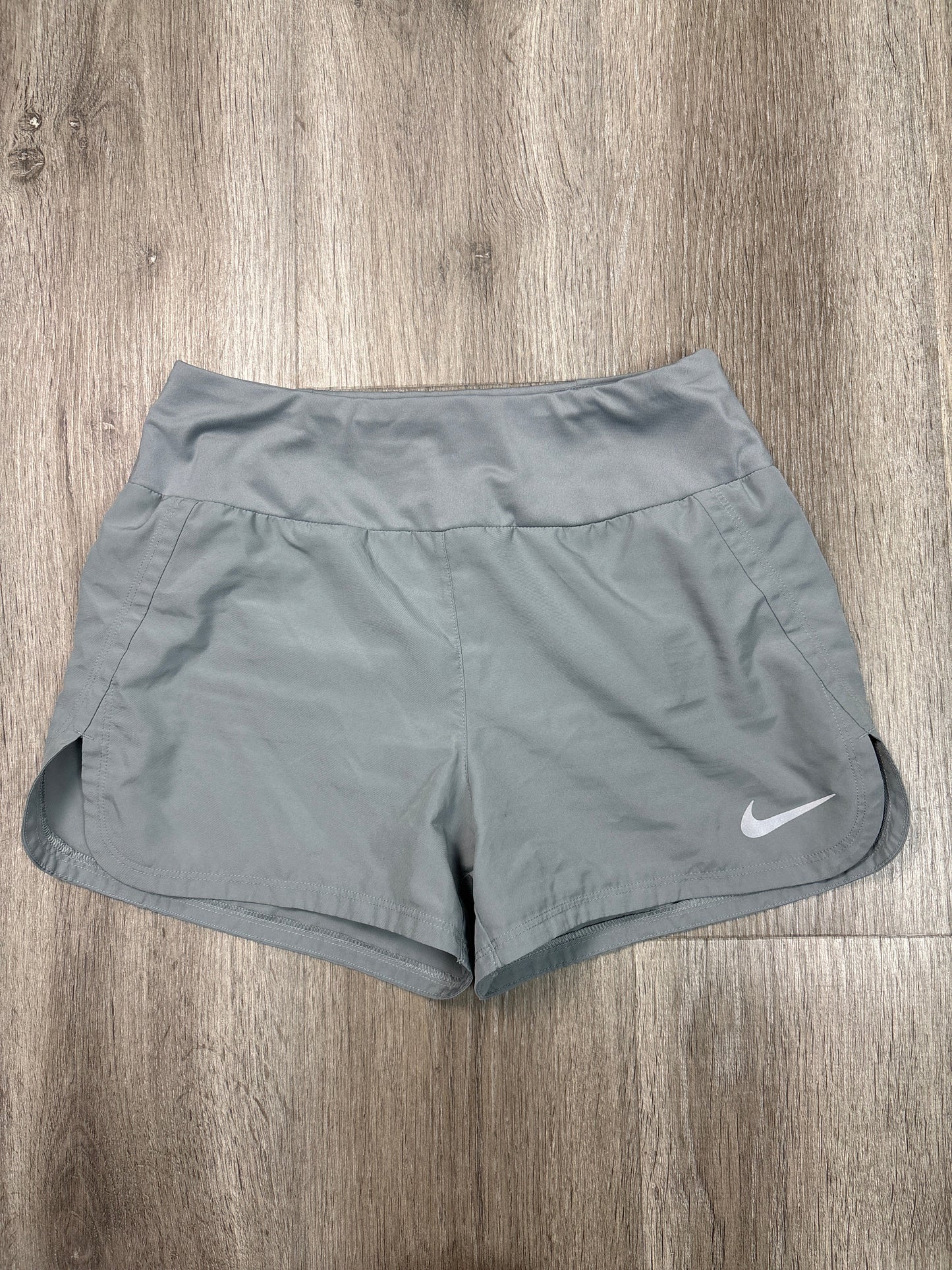 Athletic Shorts By Nike Apparel In Grey, Size: Xs