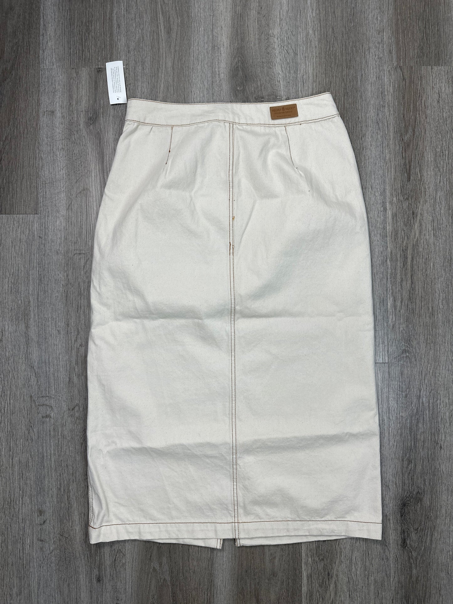 Skirt Chinos & Khakis By Velvet Heart In White, Size: L