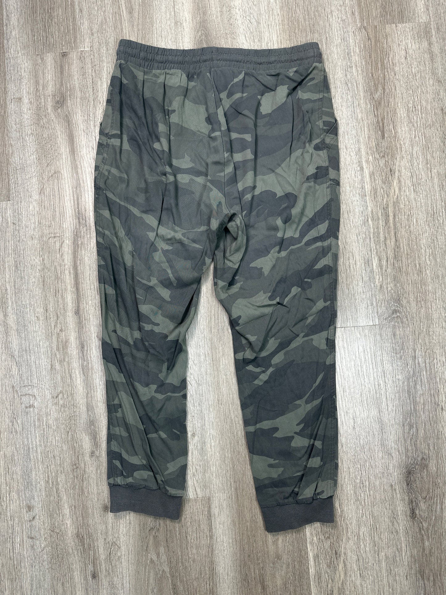 Pants Joggers By Splendid In Camouflage Print, Size: L