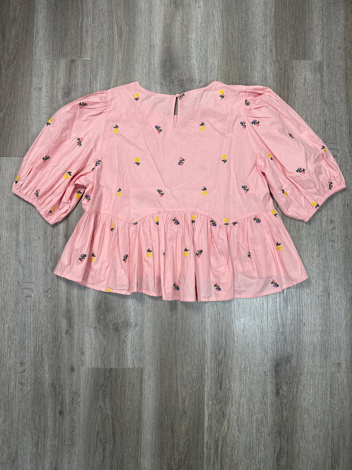 Top Short Sleeve By IN THE STYLE In Pink, Size: 2x