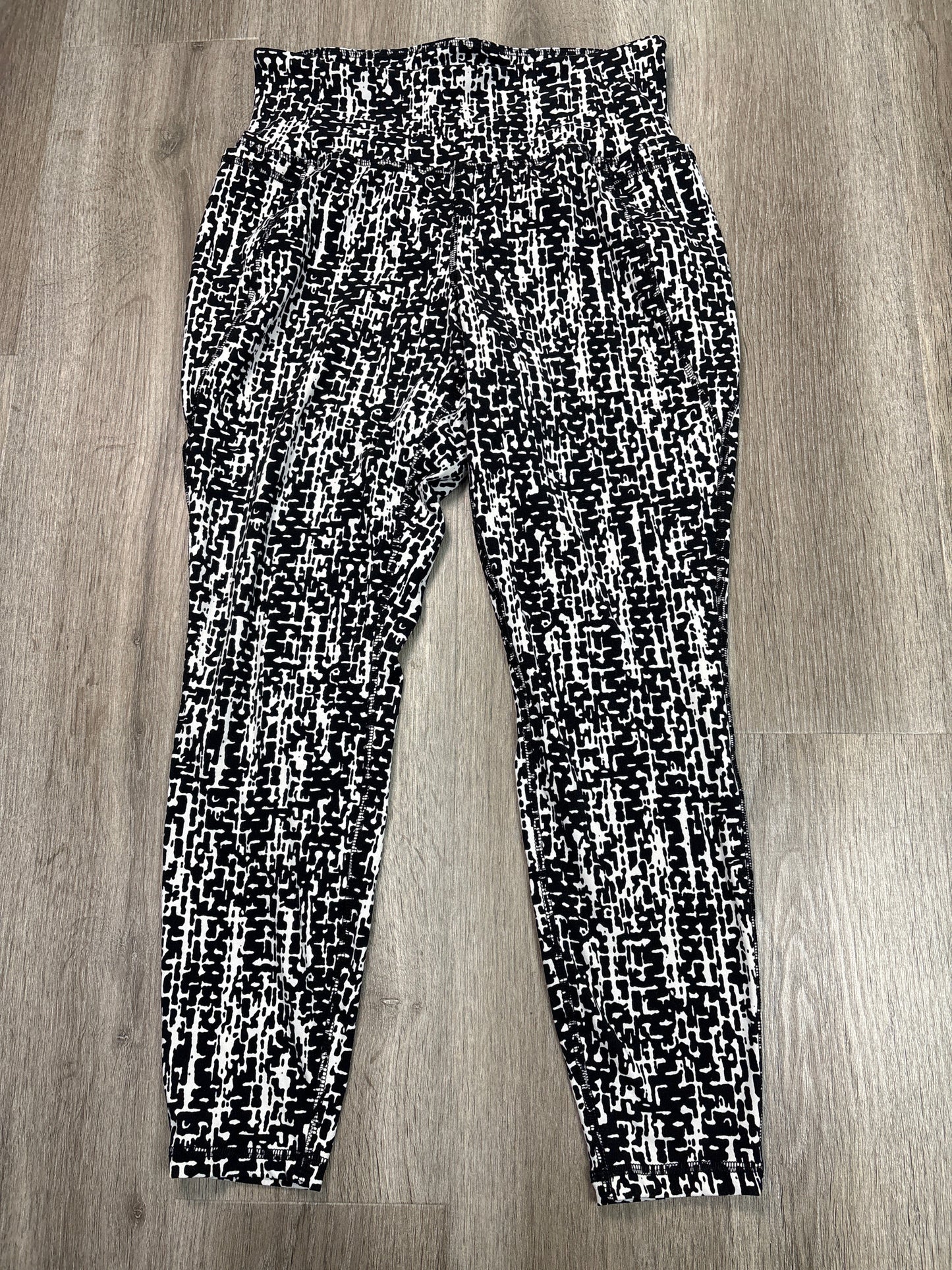 Athletic Leggings By Lane Bryant In Black & White, Size: Xl