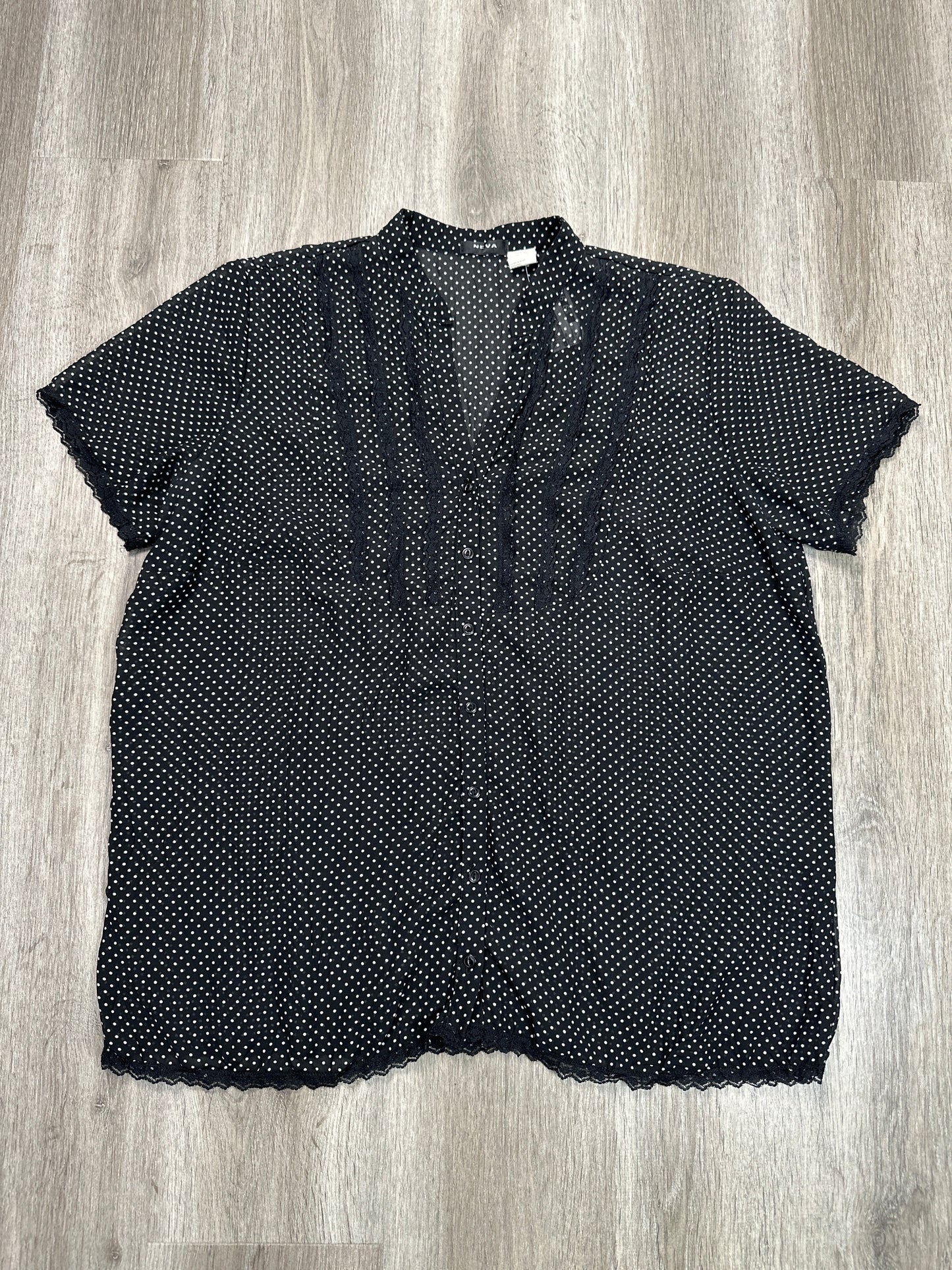 Top Short Sleeve By NEVA In Black, Size: Xl