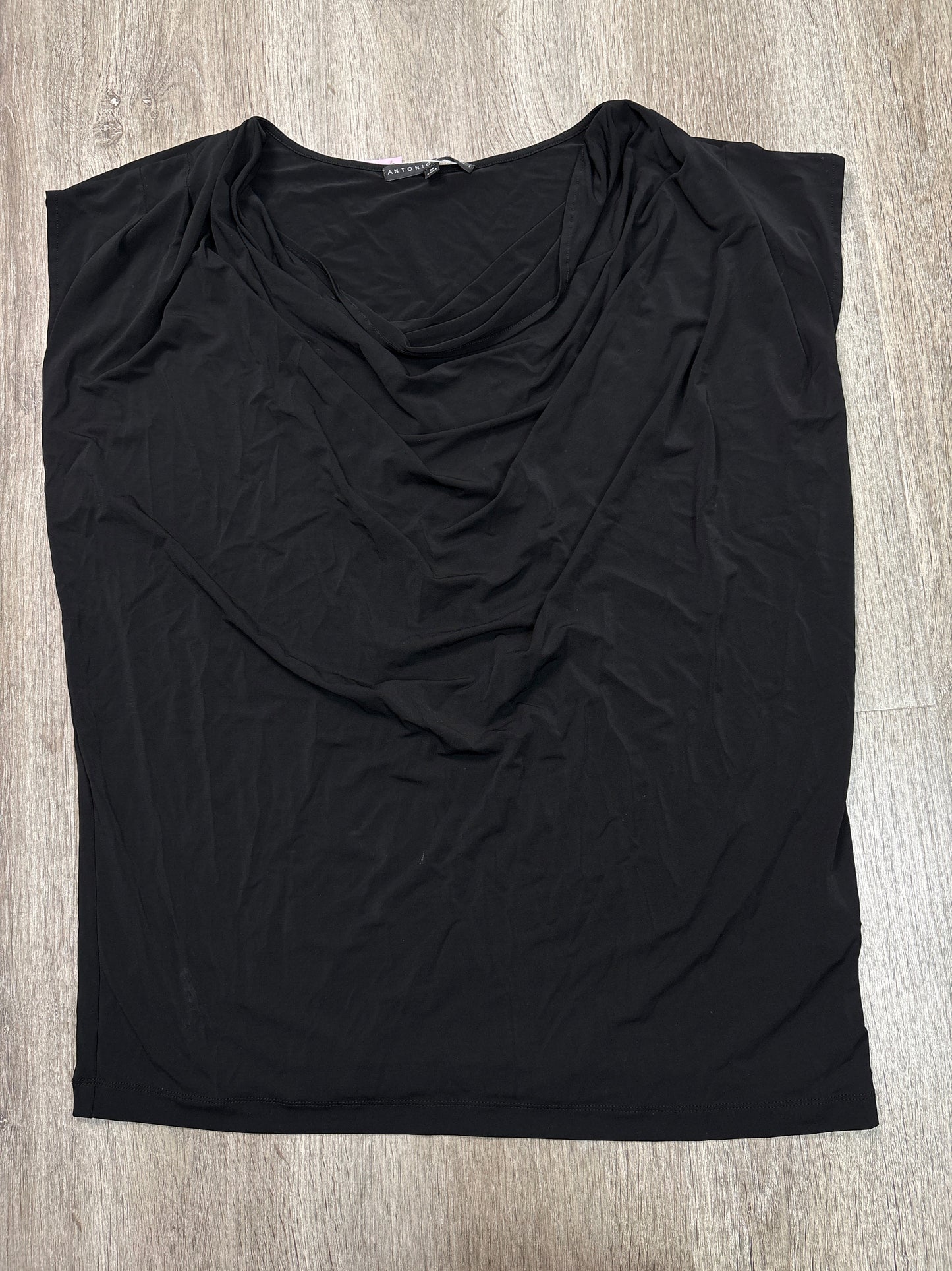 Top Short Sleeve Basic By Antonio Melani In Black, Size: M