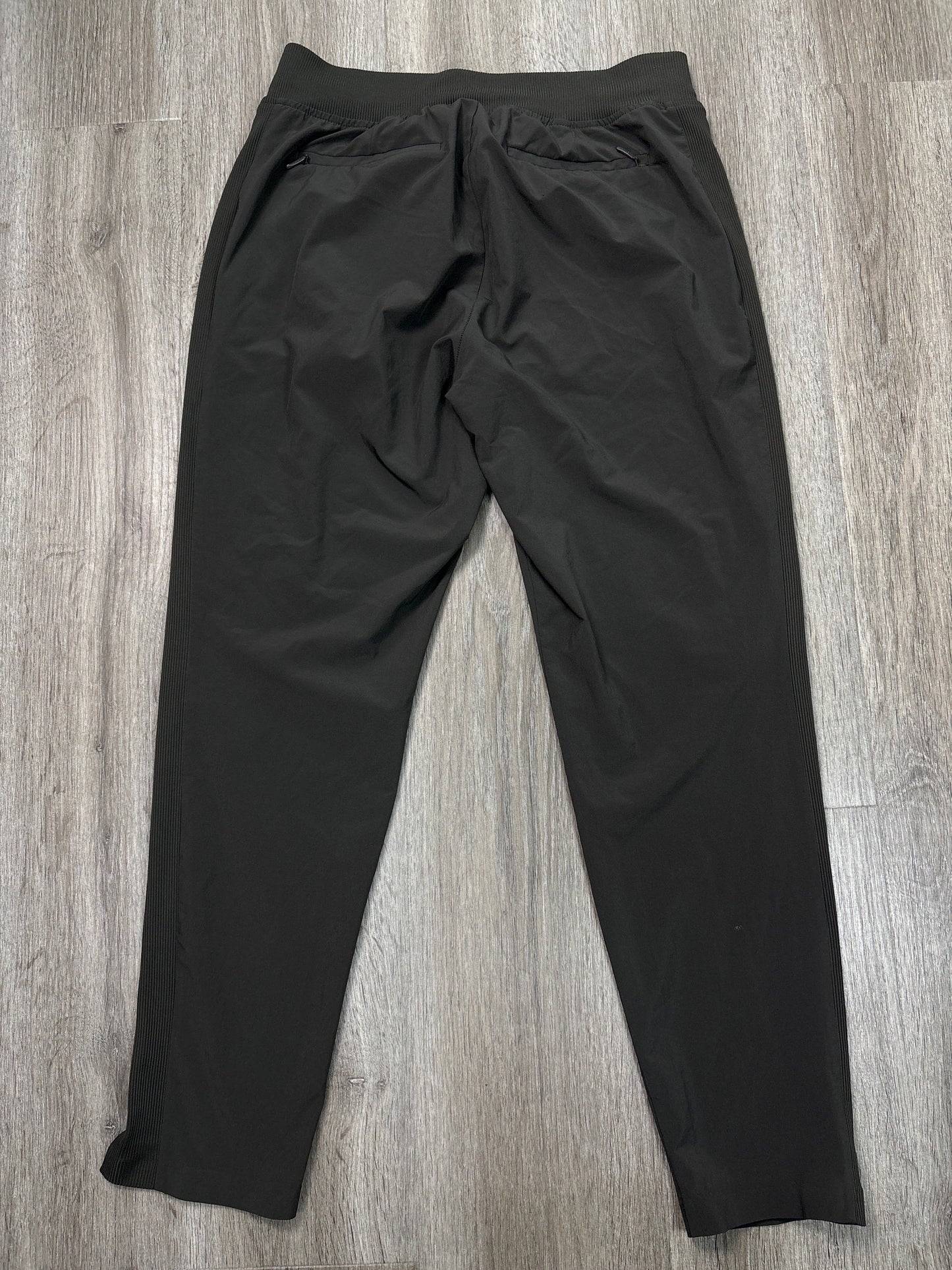 Athletic Pants By Athleta In Grey, Size: M