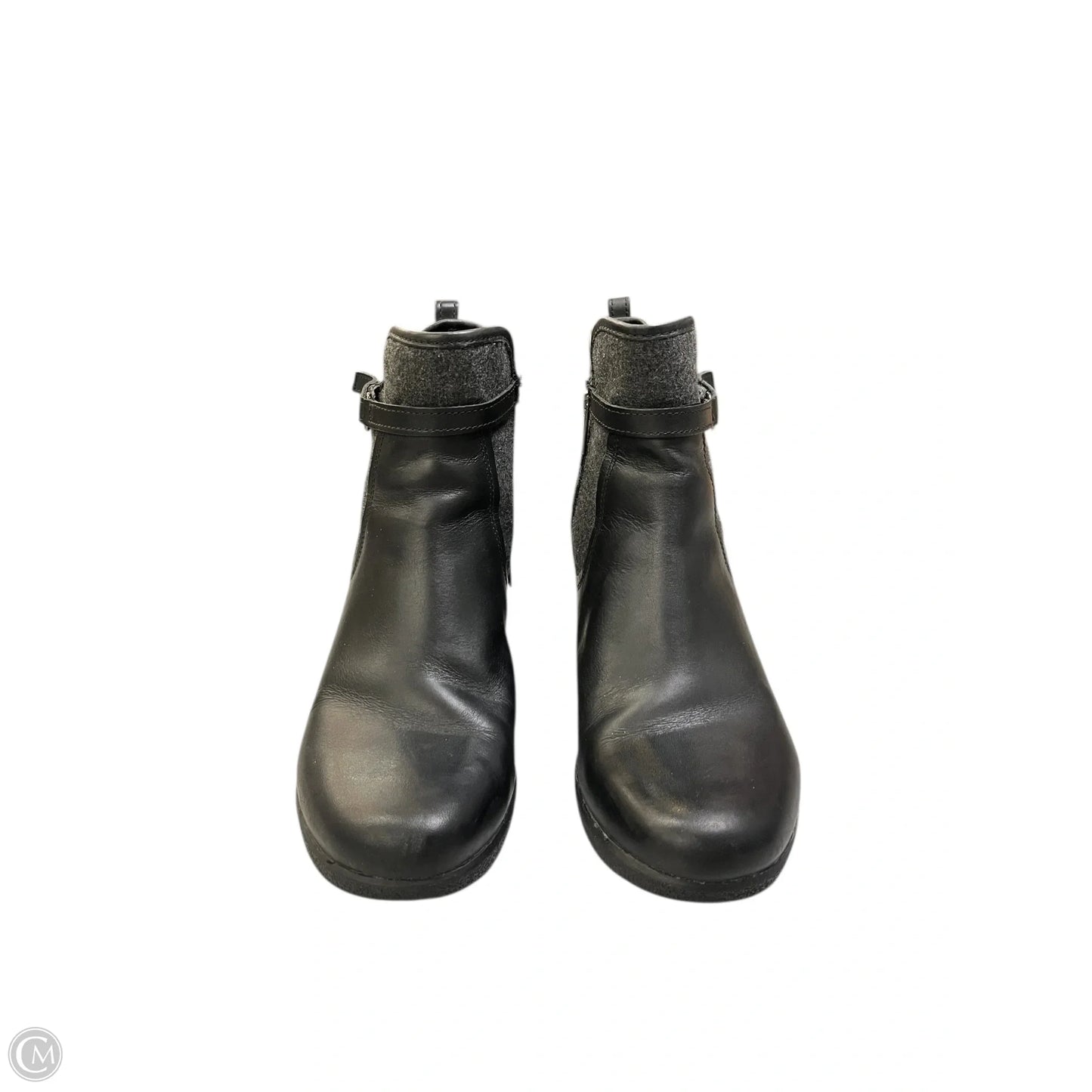Boots Designer By Ugg In Black, Size: 9