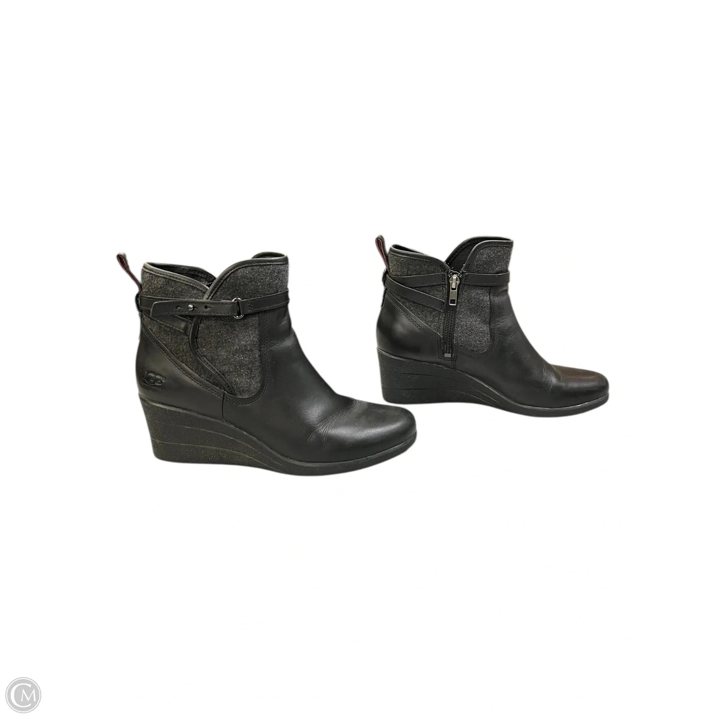 Boots Designer By Ugg In Black, Size: 9