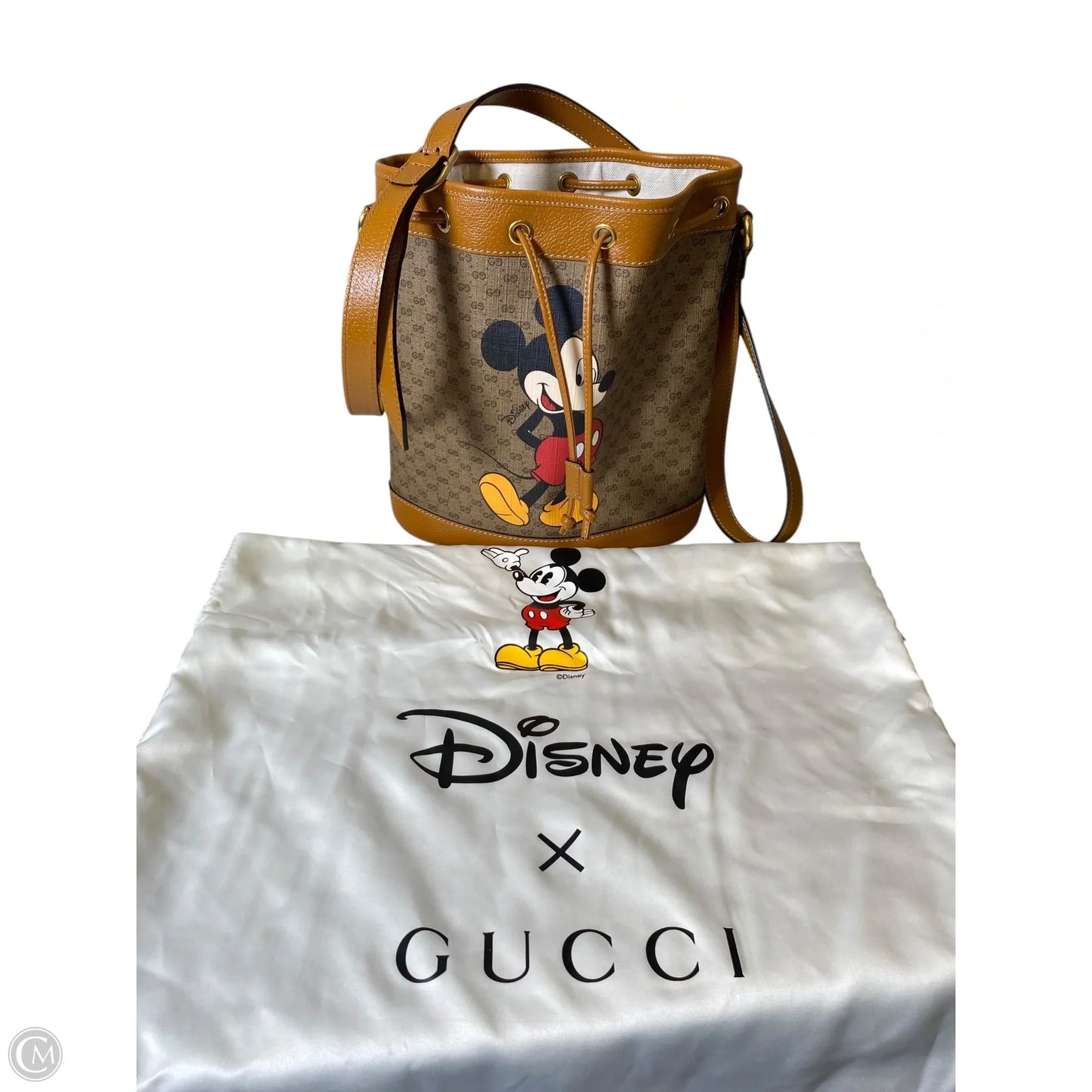 Handbag Luxury Designer By Gucci, Size: Medium