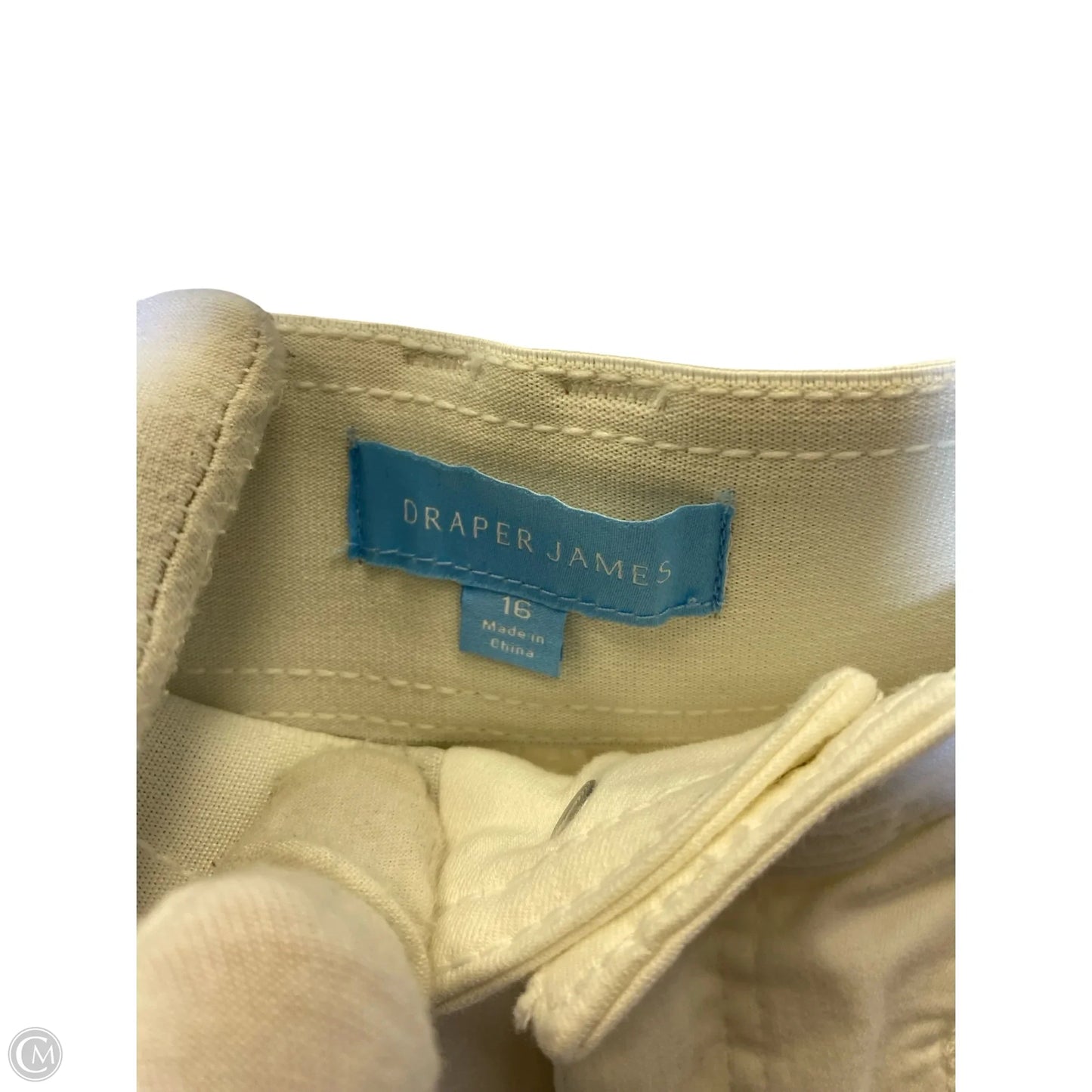 Shorts By Draper James In White, Size: 16