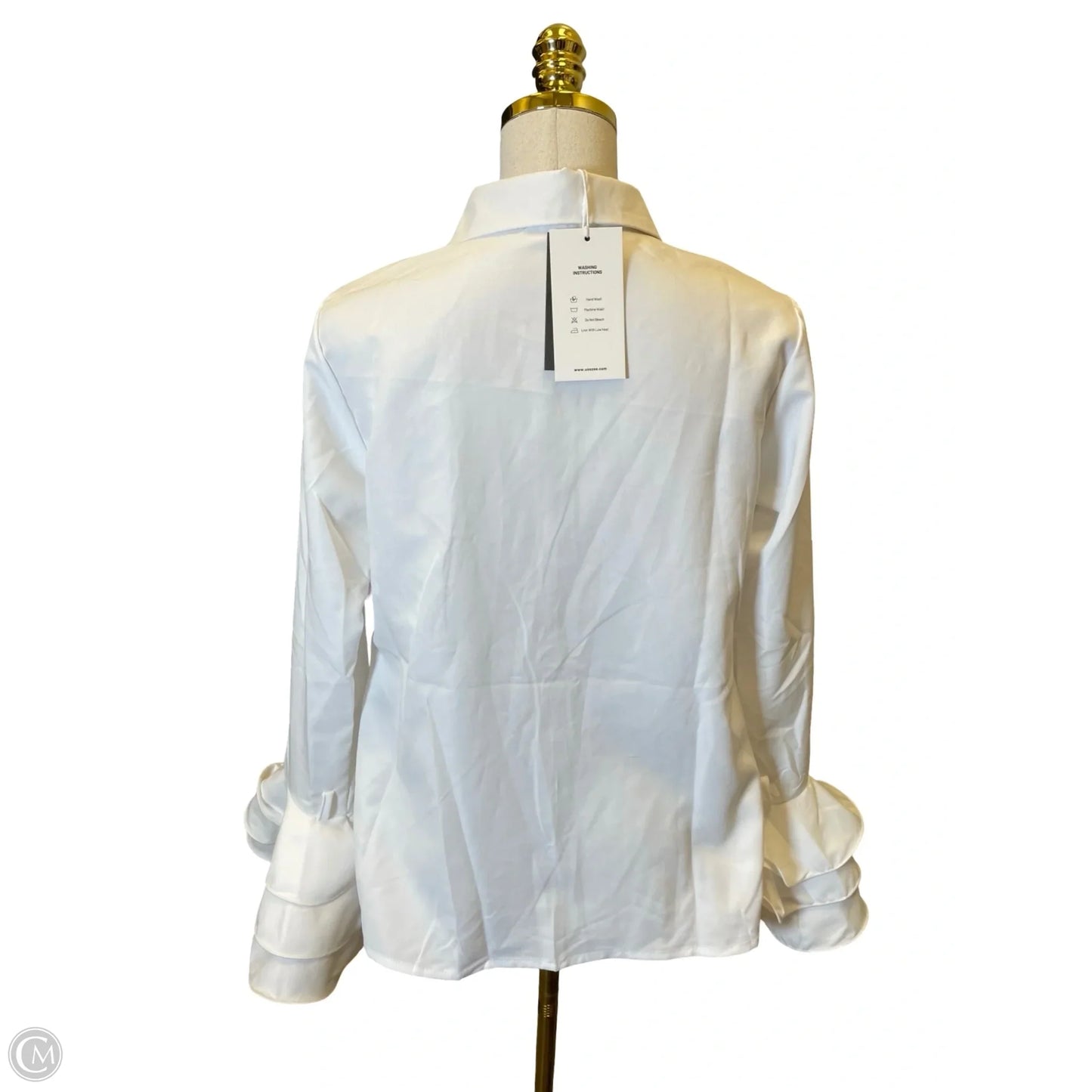 Top Long Sleeve By Clothes Mentor In White, Size: S