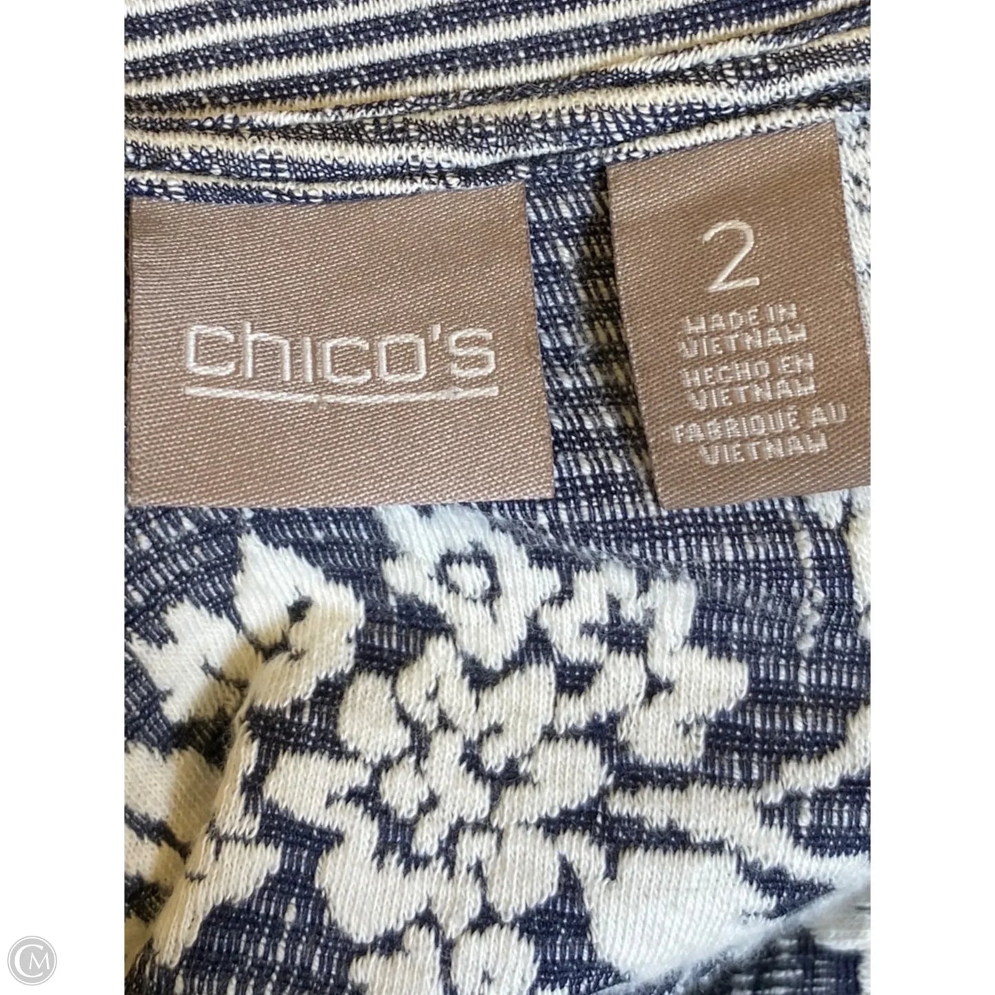 Top 3/4 Sleeve By Chicos In Striped Pattern, Size: L