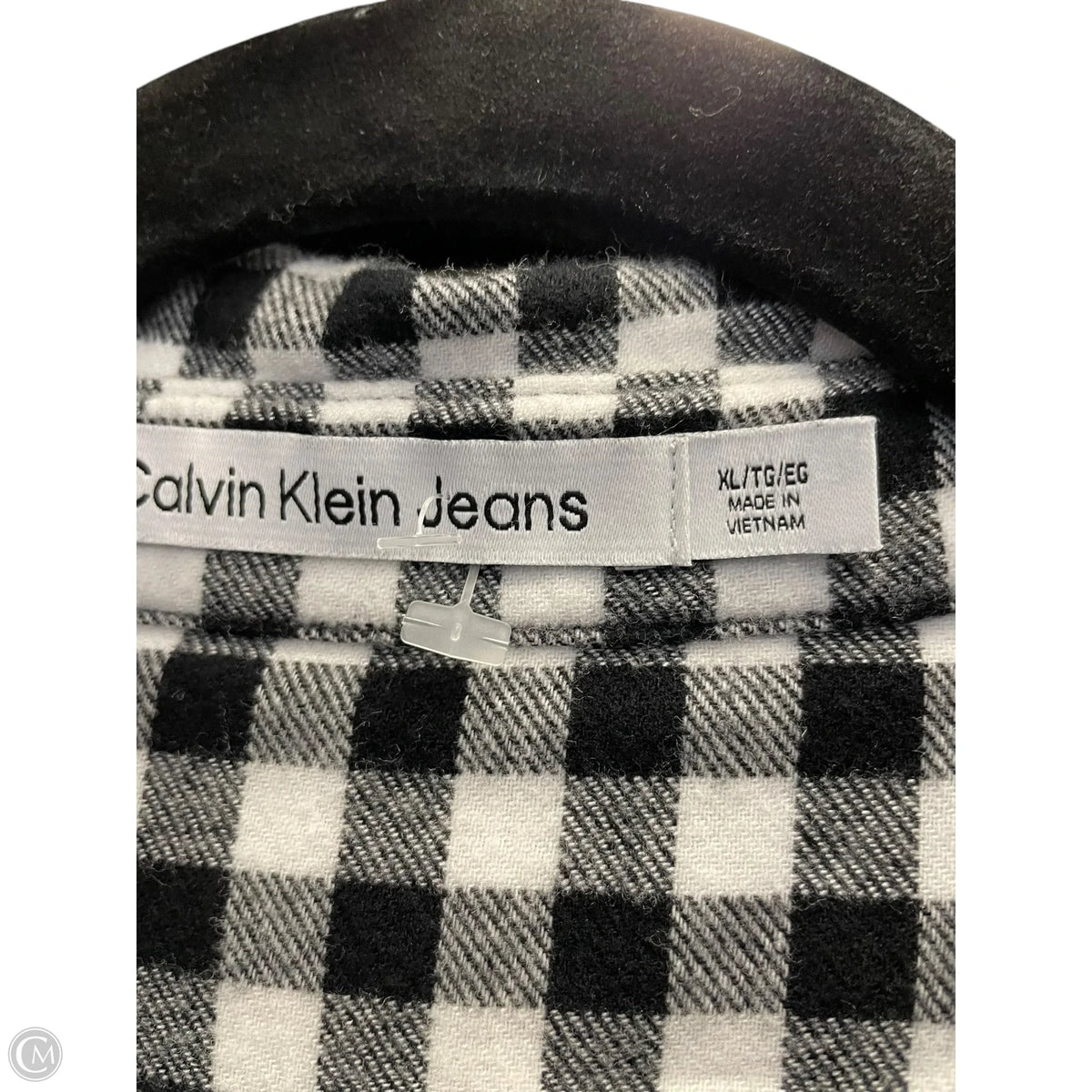 Top Long Sleeve By Calvin Klein In Plaid Pattern, Size: Xl