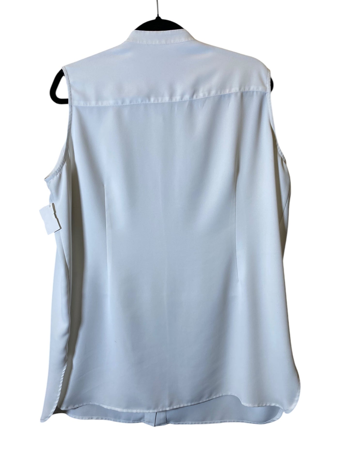 Top Sleeveless By Ming Wang In White, Size: L