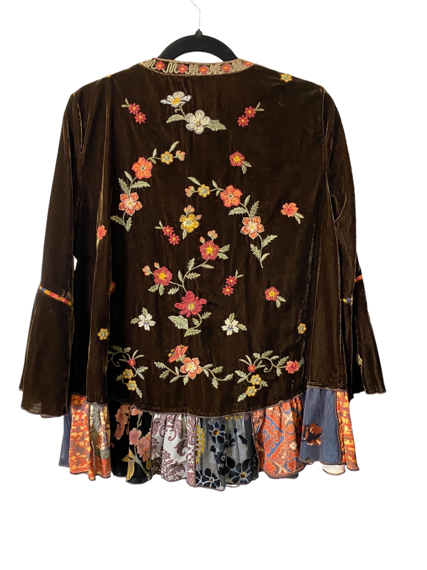 Top Long Sleeve By John Mark In Floral Print, Size: S