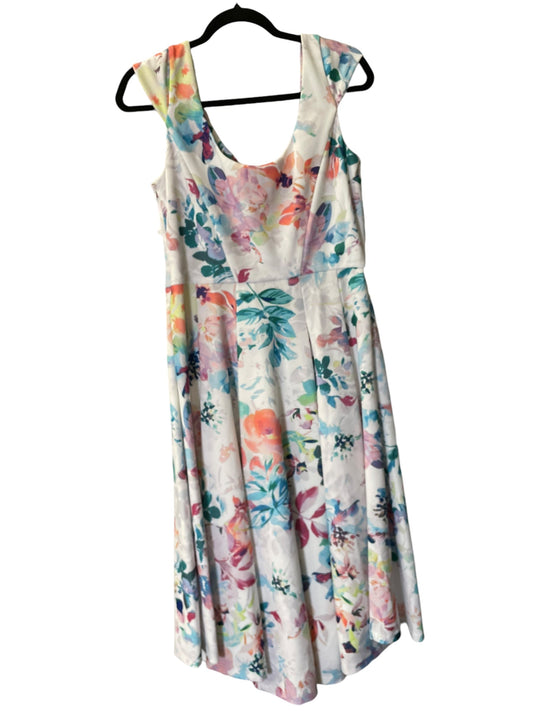 Dress Casual Midi By Calvin Klein In Floral Print, Size: L