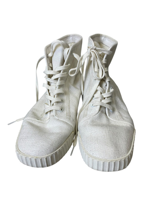 Shoes Sneakers By Vince In White, Size: 9.5