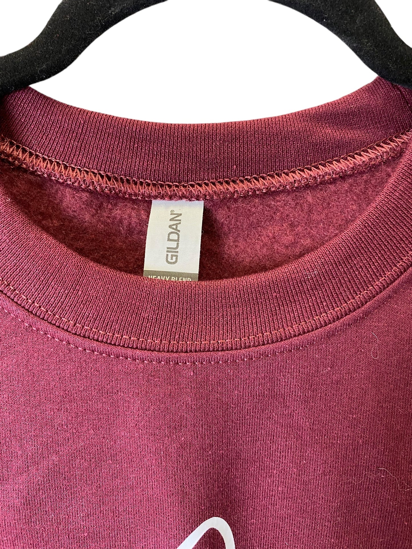 Sweatshirt Crewneck By Gildan In Red, Size: M