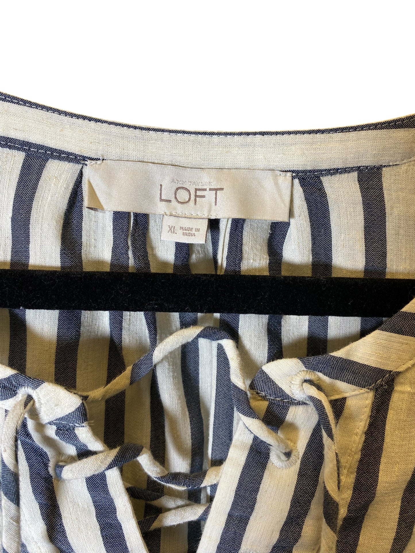 Top Long Sleeve By Loft In Striped Pattern, Size: Xl