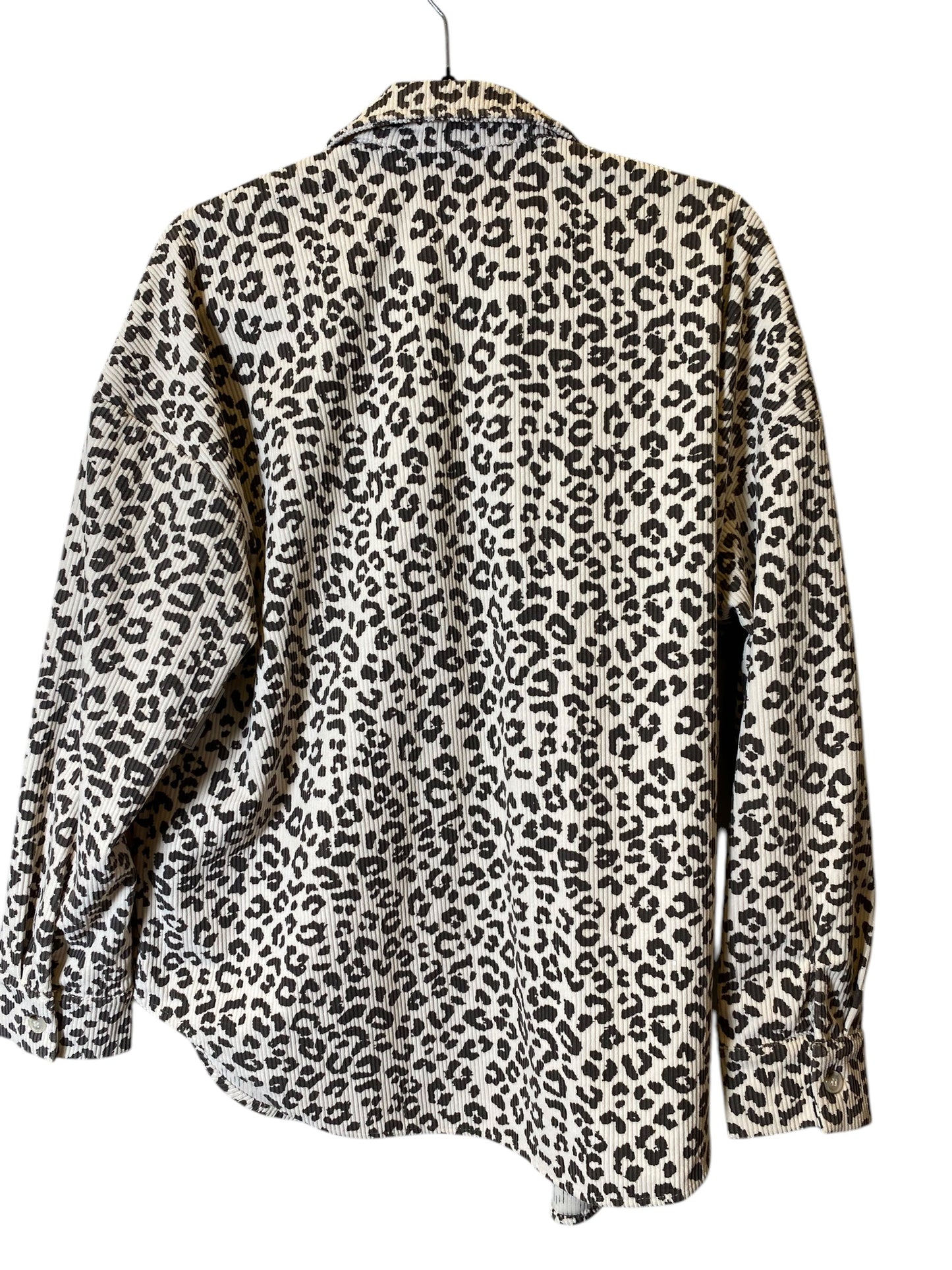 Blouse Long Sleeve By Pink Lily In Animal Print, Size: M