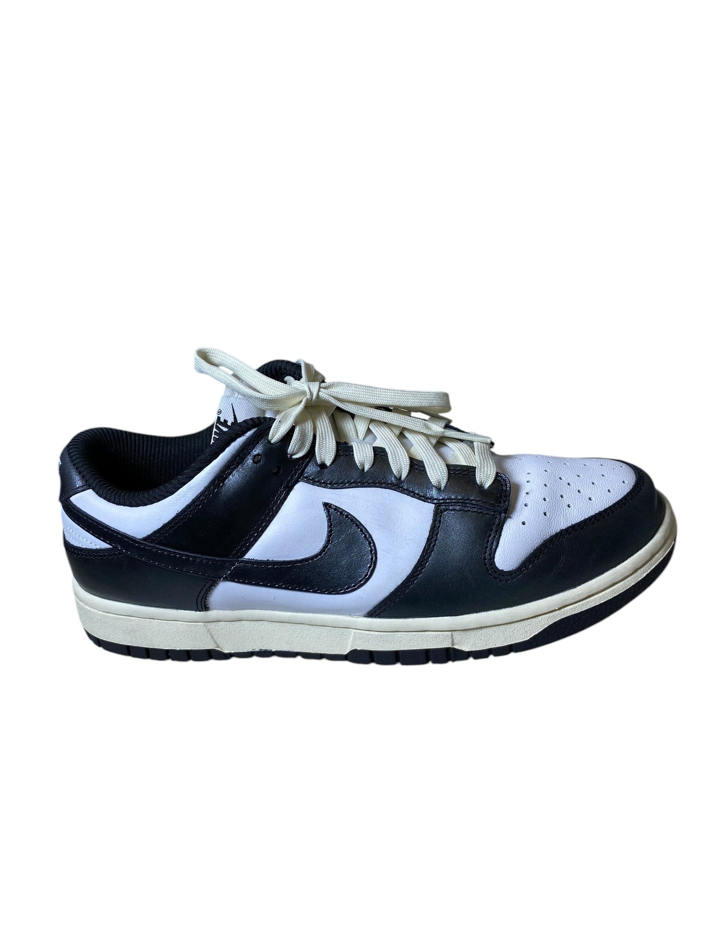 Shoes Athletic By Nike In Black & White, Size: 9