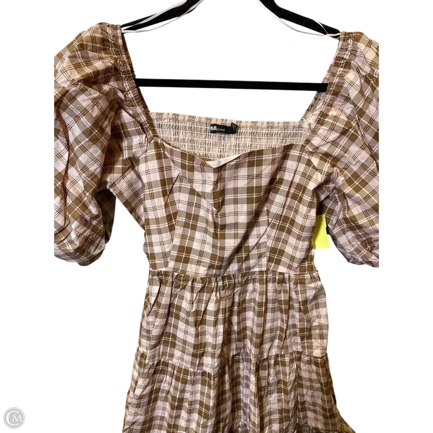 Dress Casual Short By Clothes Mentor In Plaid Pattern, Size: M
