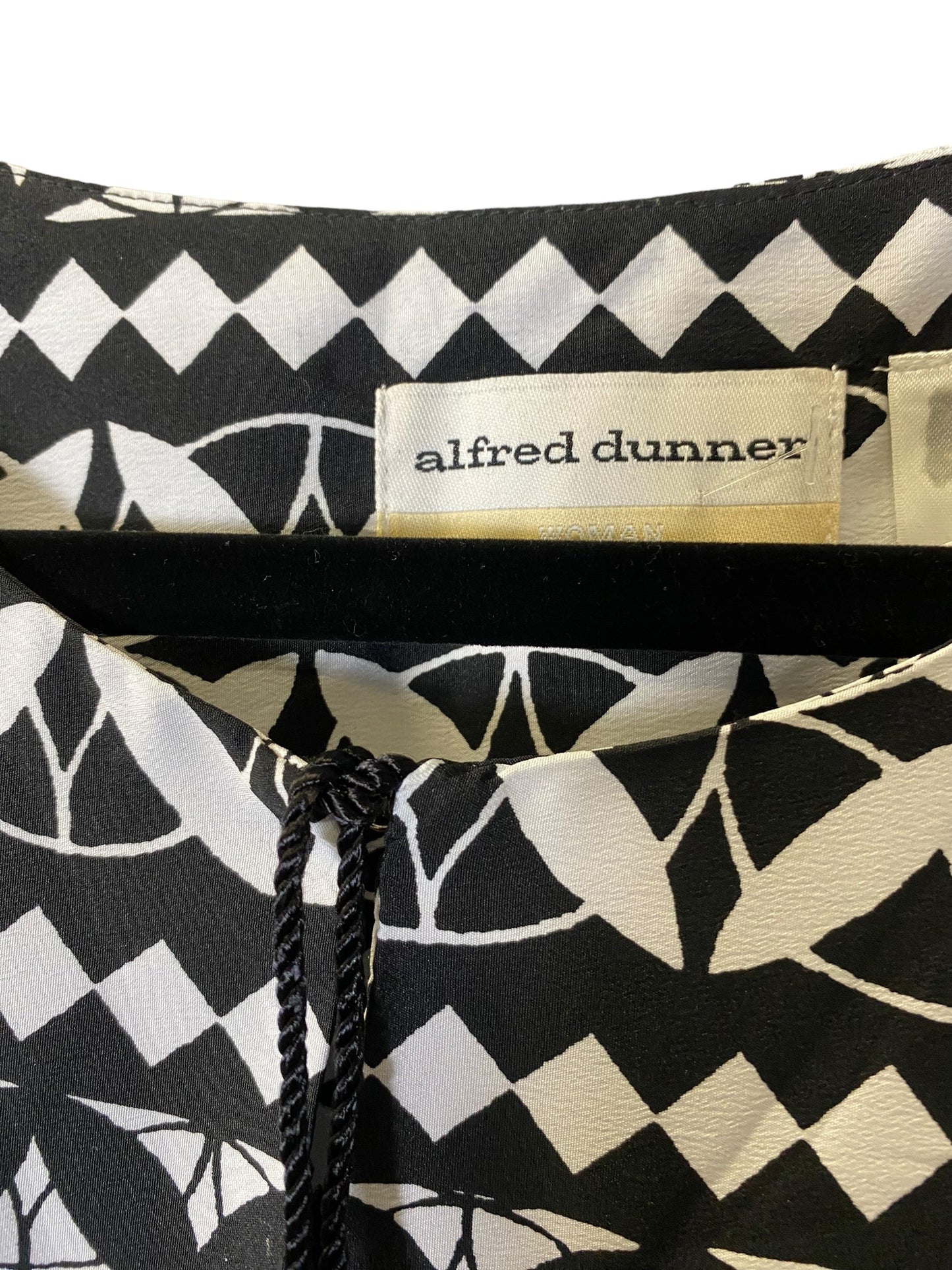 Top 3/4 Sleeve By Alfred Dunner In Black & White, Size: 3x