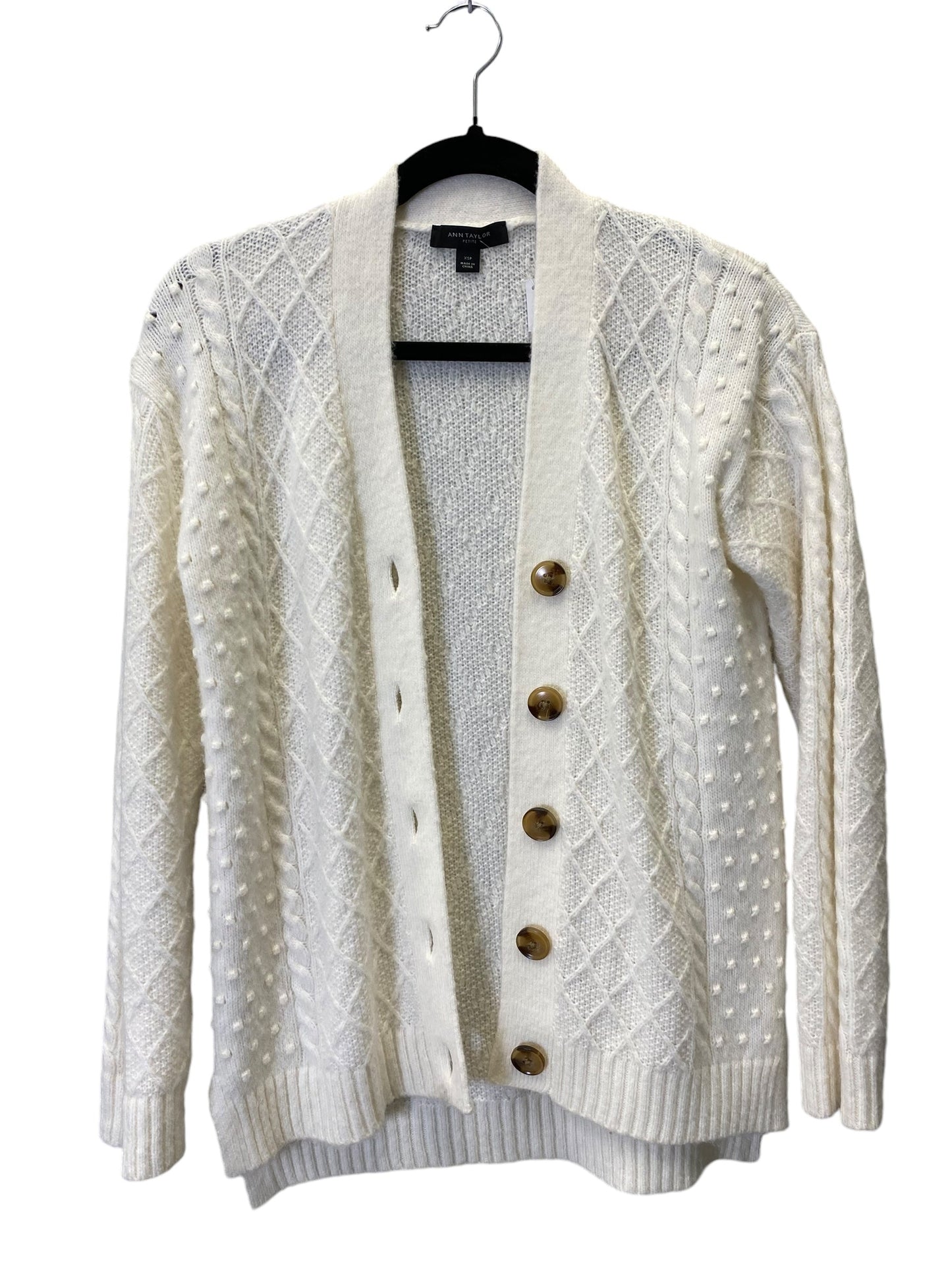 Sweater By Ann Taylor In Cream, Size: Xsp