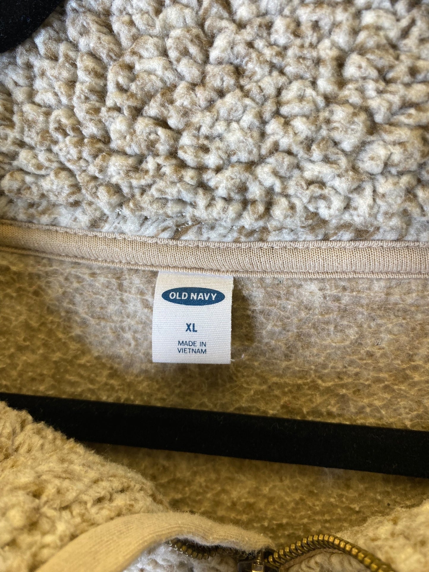 Sweater By Old Navy In Beige, Size: Xl