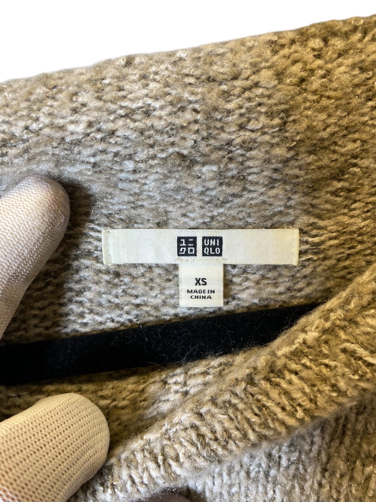 Sweater By Uniqlo In Tan, Size: Xs