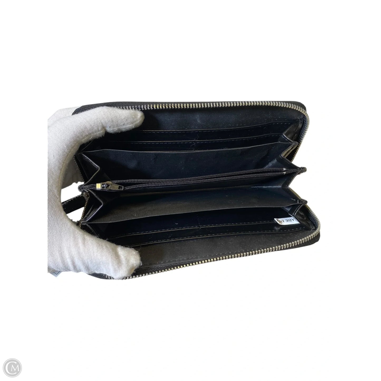 Wallet By Cmc, Size: Large