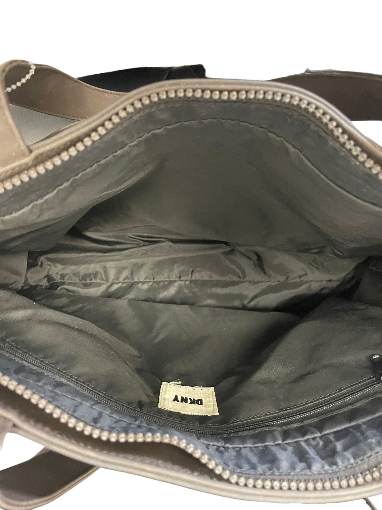 Tote Dkny, Size Medium