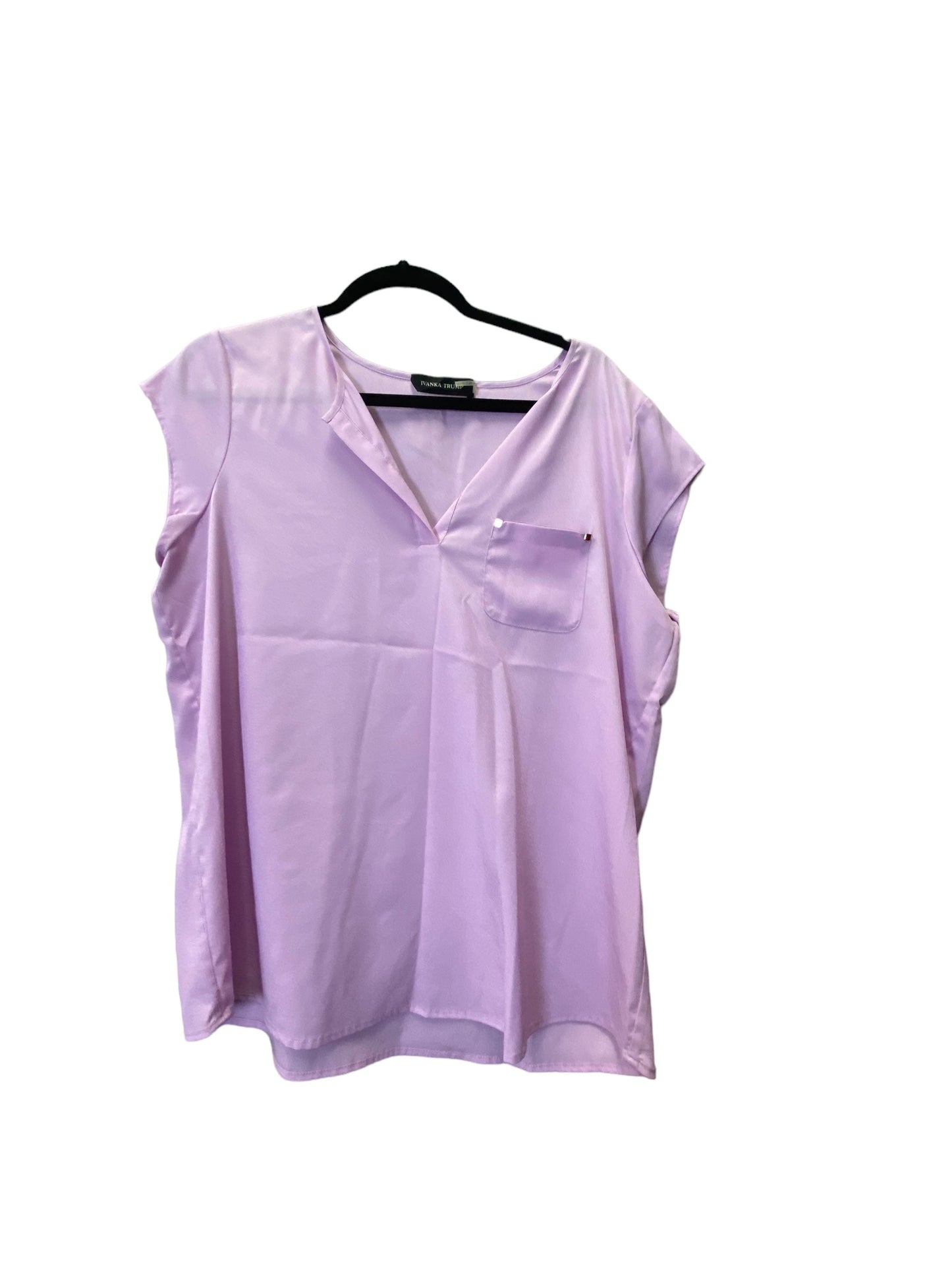 Top Short Sleeve By Ivanka Trump In Purple, Size: L