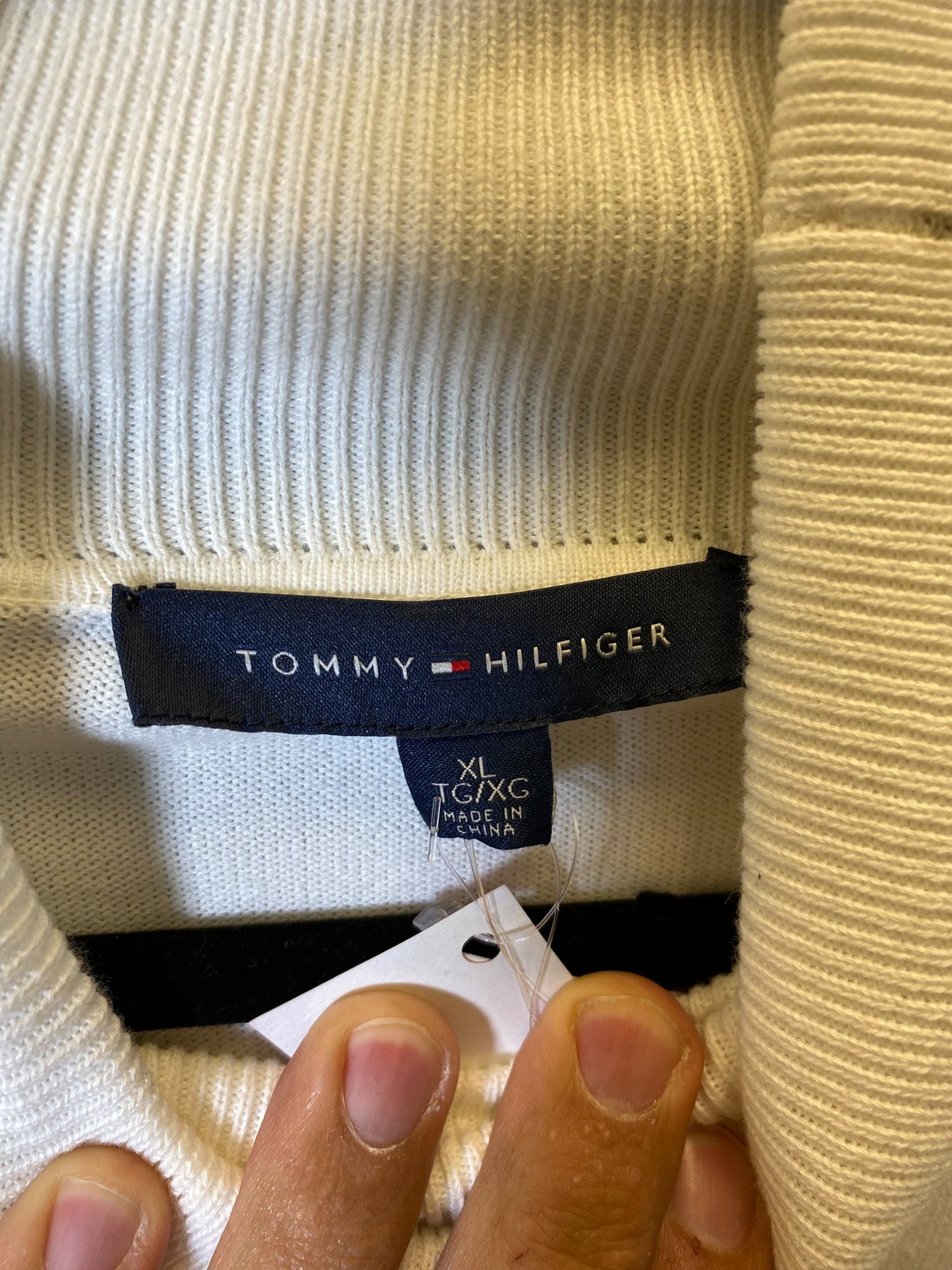 Sweater By Tommy Hilfiger In Multi-colored, Size: Xl