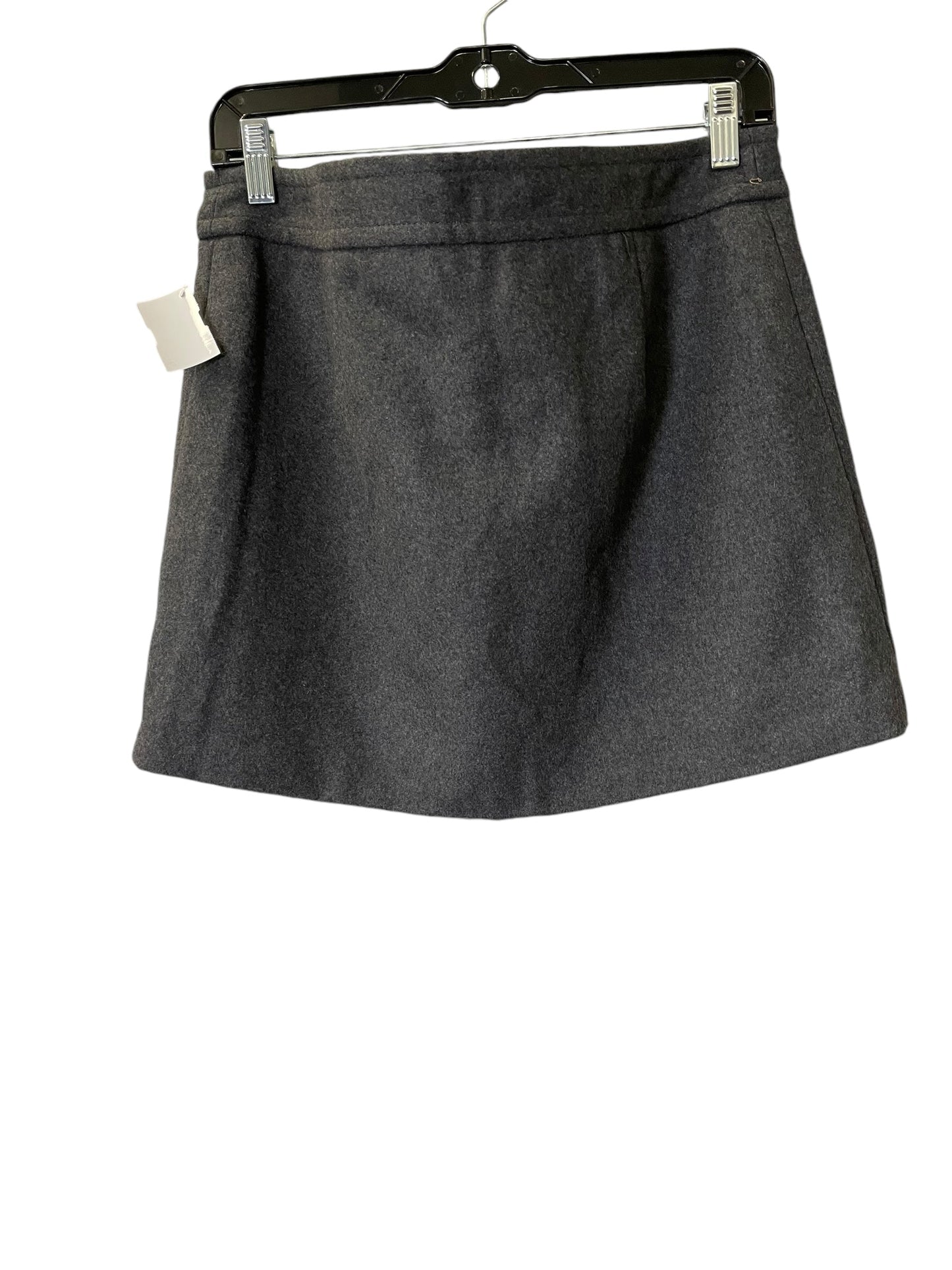 Skirt Mini & Short By Gap In Grey, Size: 6