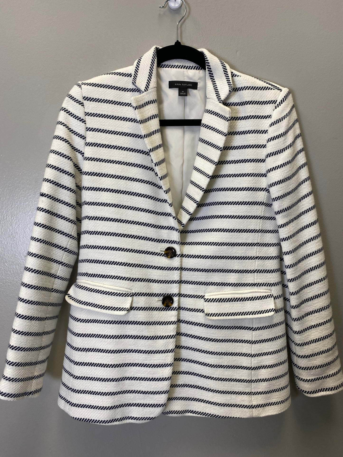 Blazer By Ann Taylor In Striped Pattern, Size: Xs