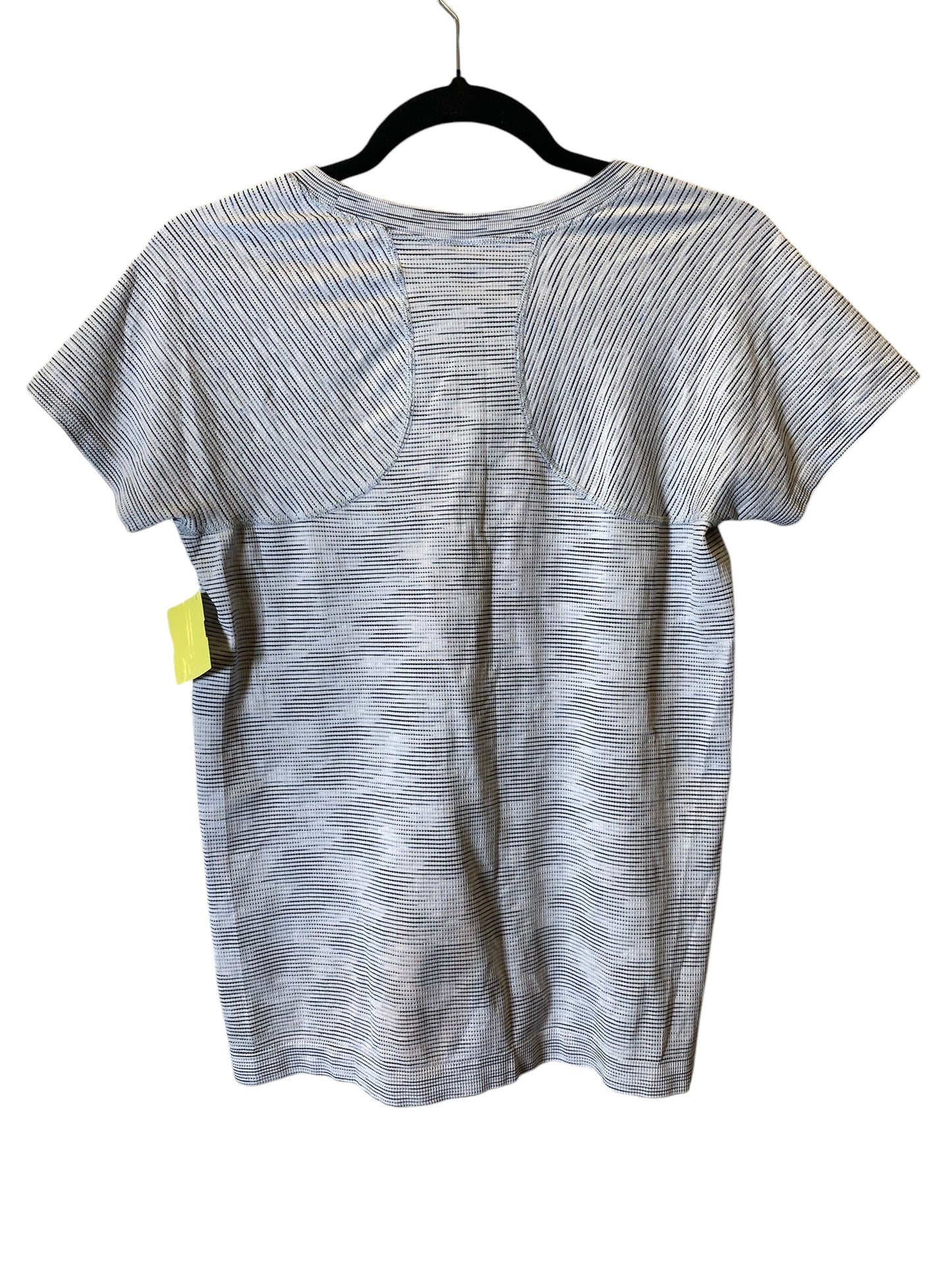 Athletic Top Short Sleeve By Athleta In Grey, Size: M