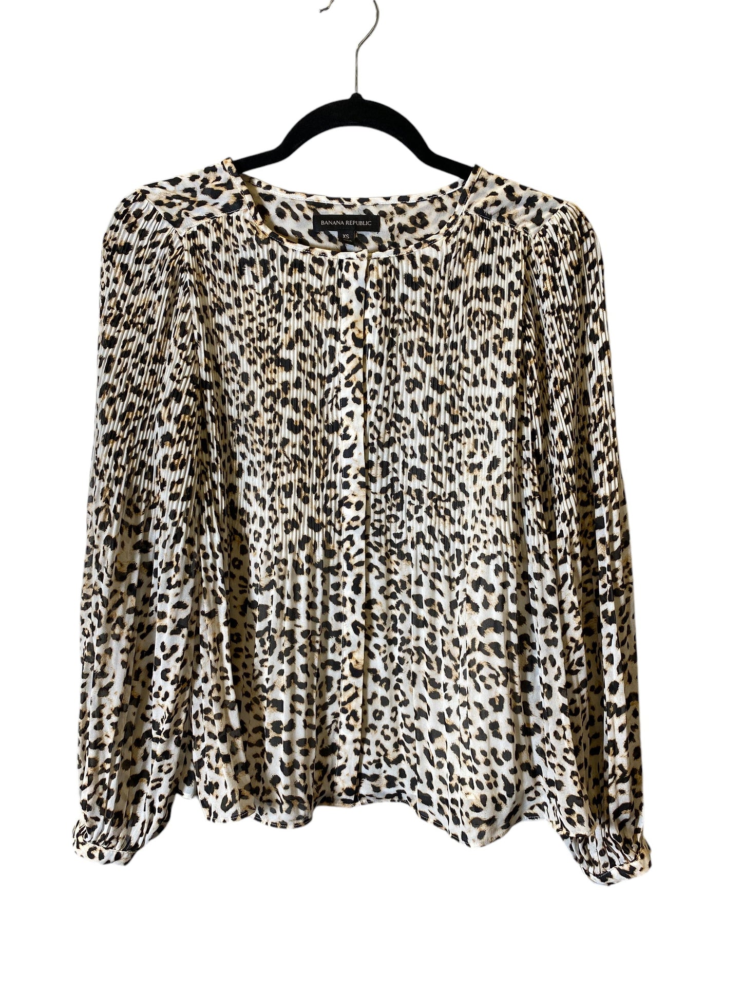 Top Long Sleeve By Banana Republic In Animal Print, Size: Xs