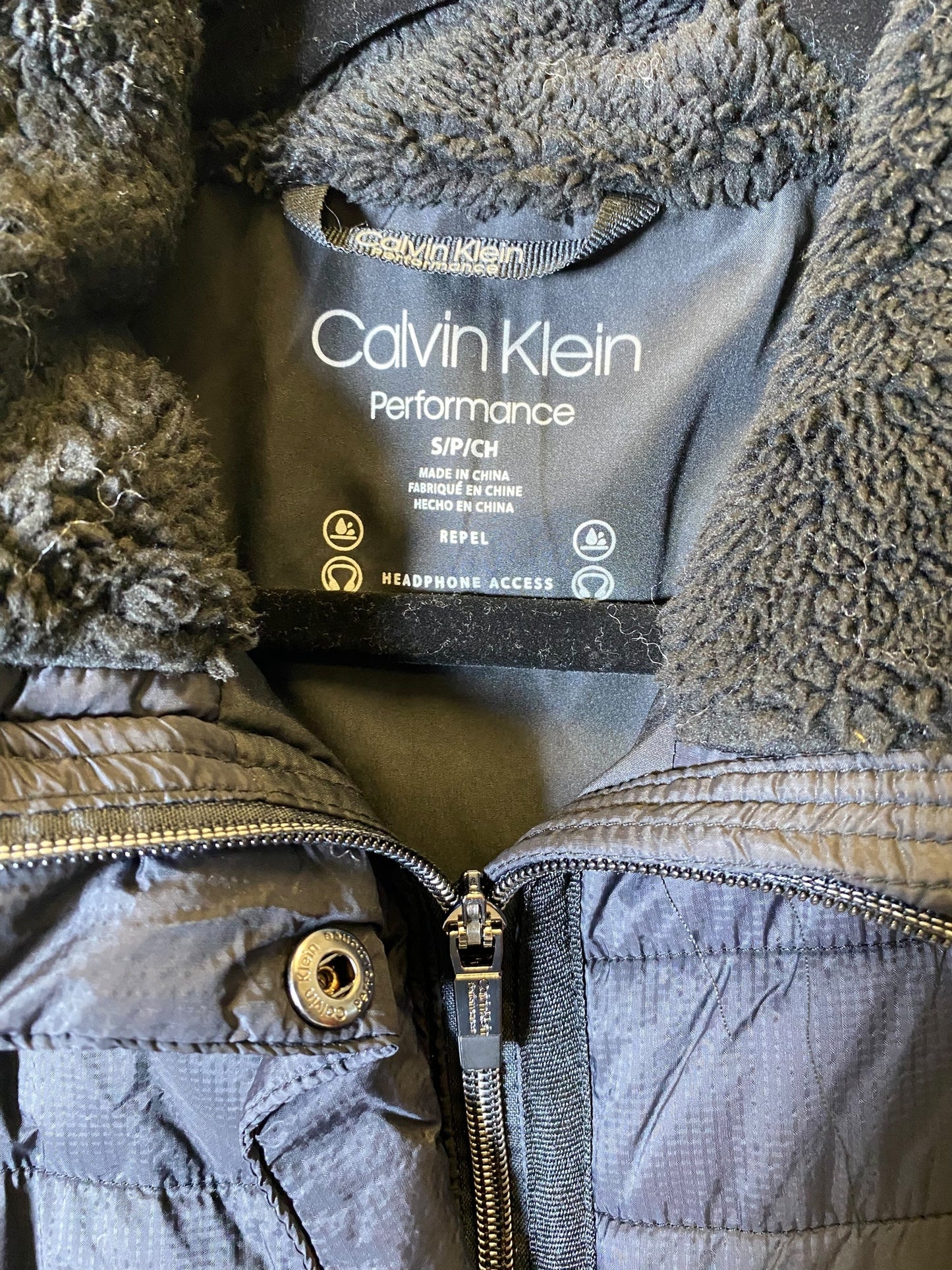 Vest Puffer & Quilted By Calvin Klein In Black, Size: S