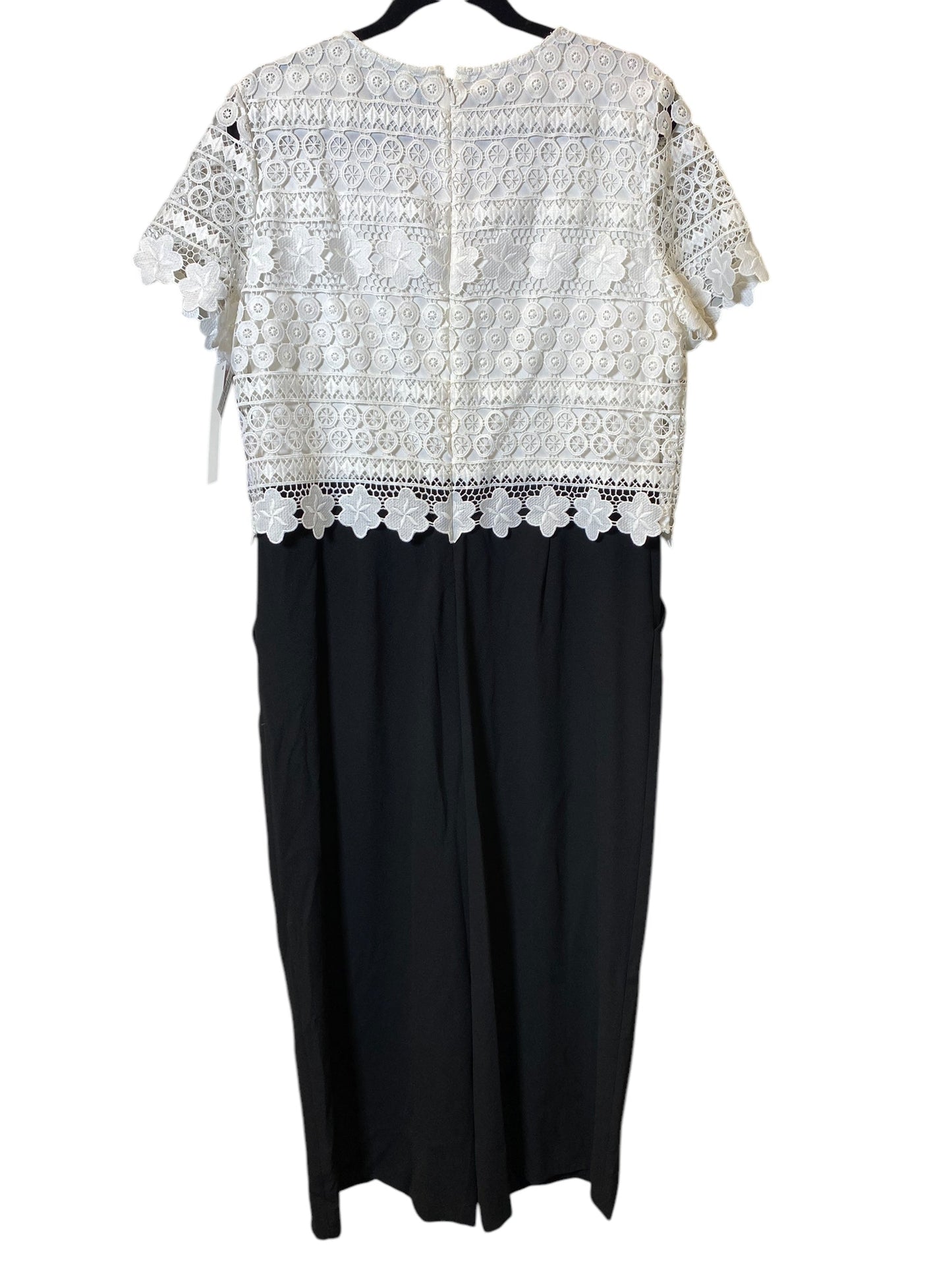 Jumpsuit By Tahari By Arthur Levine In Black & White, Size: L