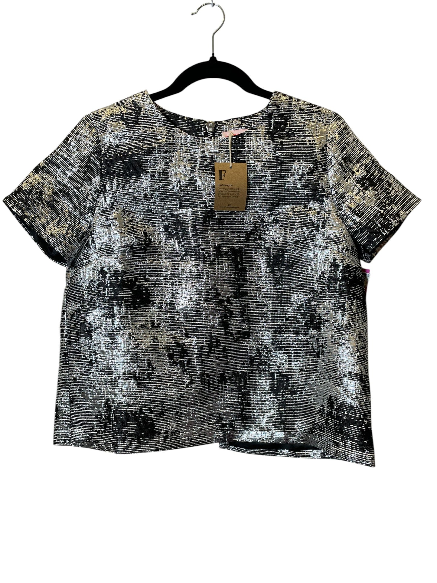 Top Short Sleeve By Cmc In Silver, Size: M