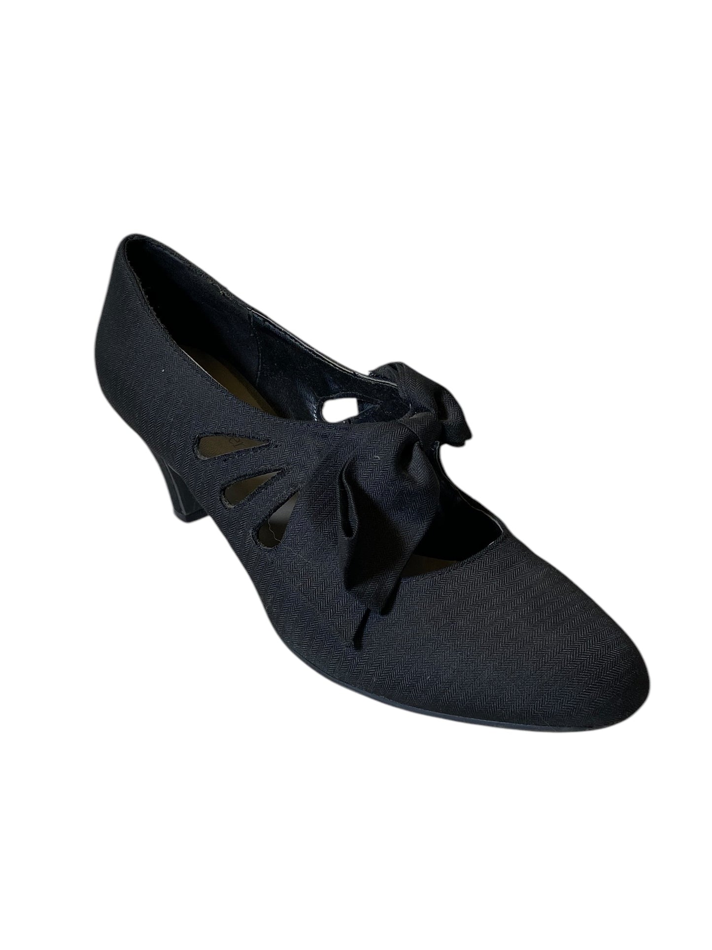 Shoes Heels Kitten By Naturalizer In Black, Size: 9