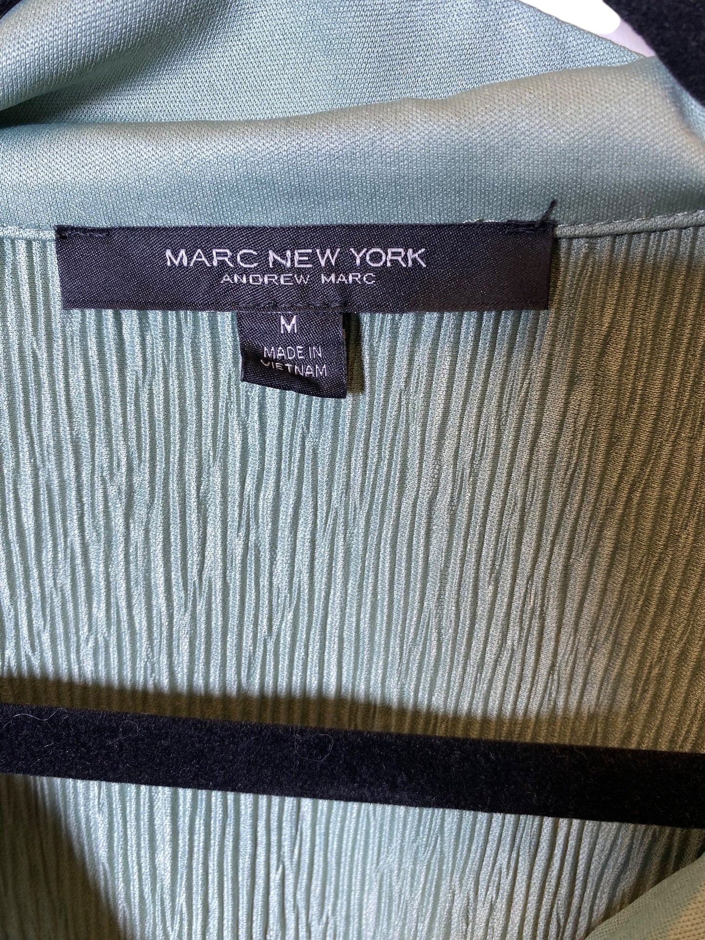 Top Long Sleeve By Marc New York In Green, Size: M