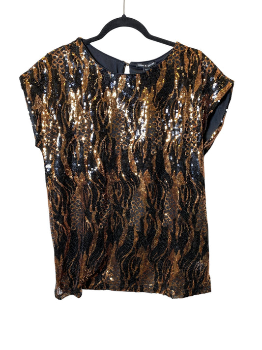 Top Short Sleeve By Cable And Gauge In Black & Gold, Size: M